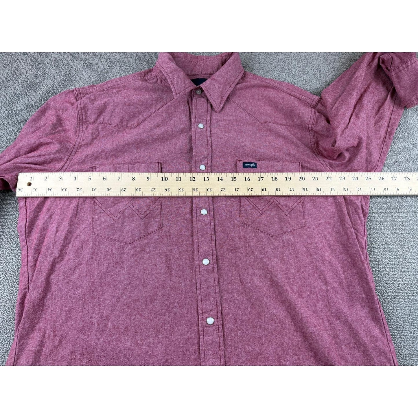 Wrangler Men XL Red Shirt Long Sleeves Western Button Snap Closure Rough Collar