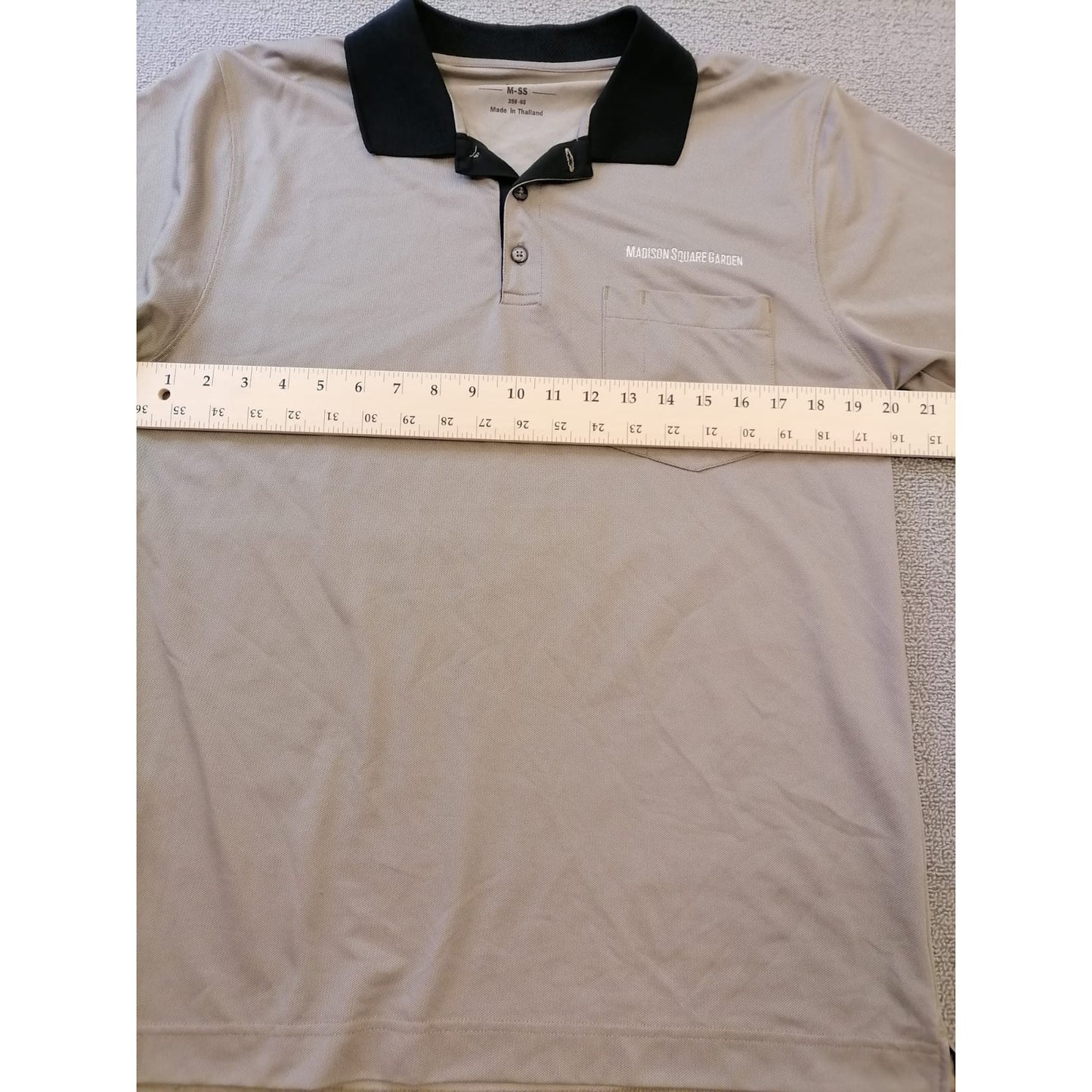 CINTAS Madison Square Garden Men M-SS Work Polo Light MSG Short Sleeve Grey