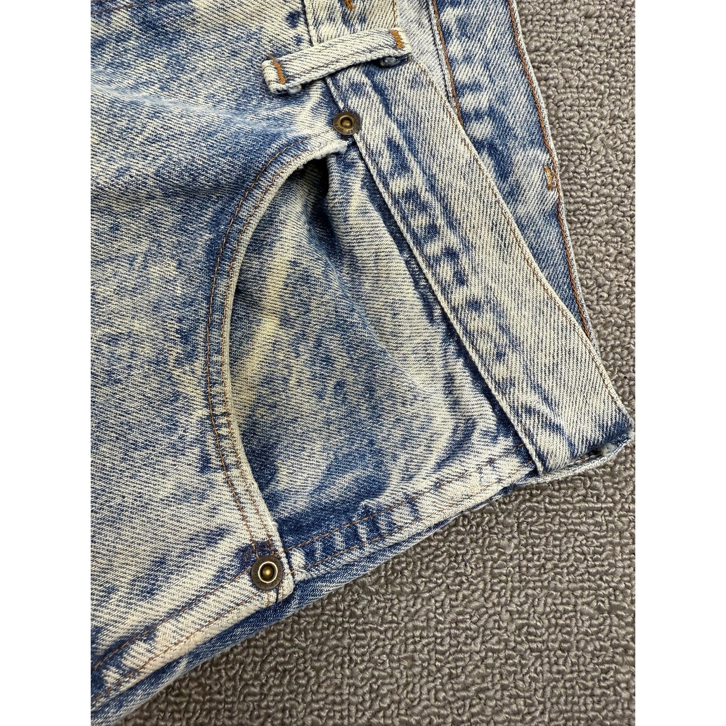 Vintage Wrangler Men's 36x34 Blue Acid Wash Authentic Jeans