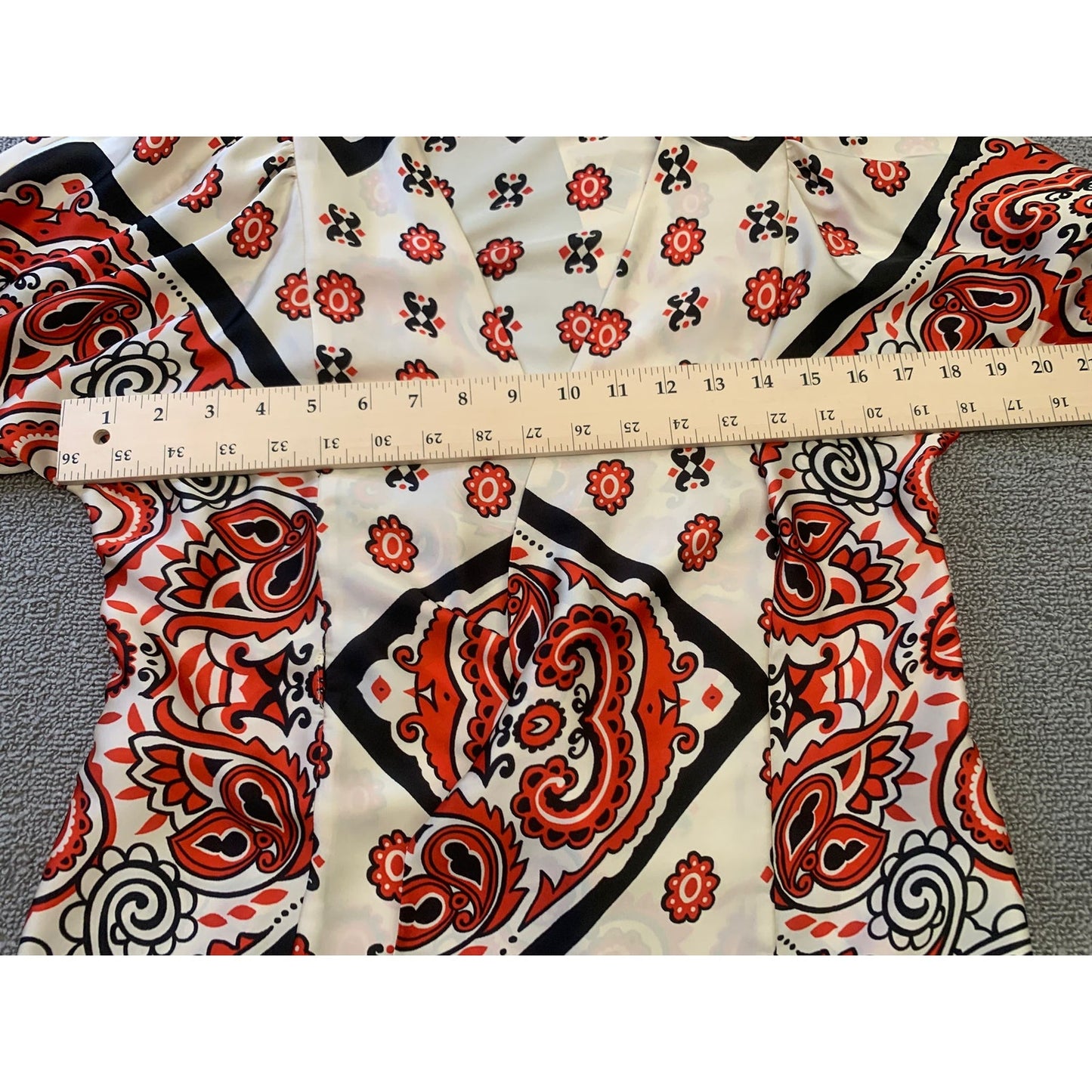 Zara Women's XS White Red Black Patterned Long Sleeve Dress