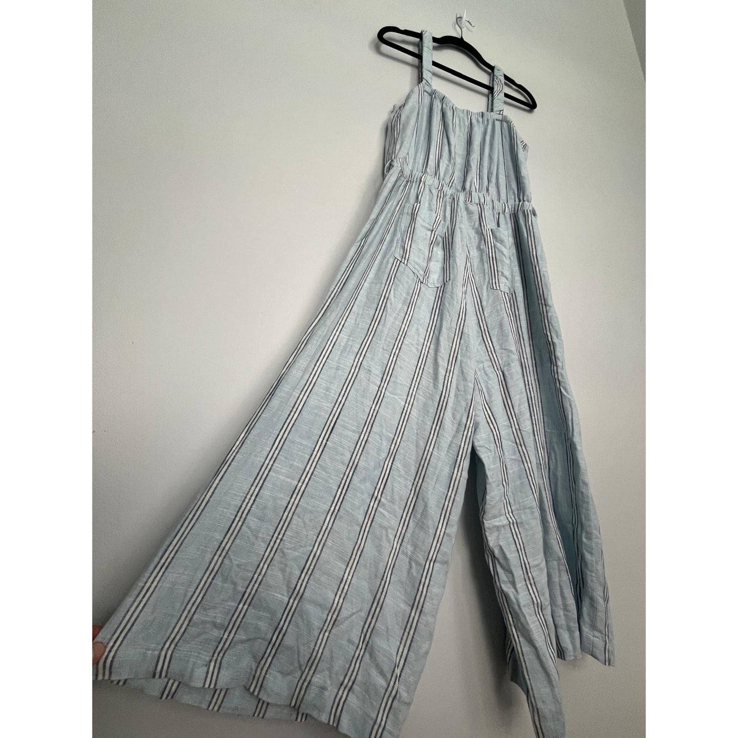 Splendid Striped Jumpsuit Women M Blue White Sleeveless Wide Leg Linen Blend
