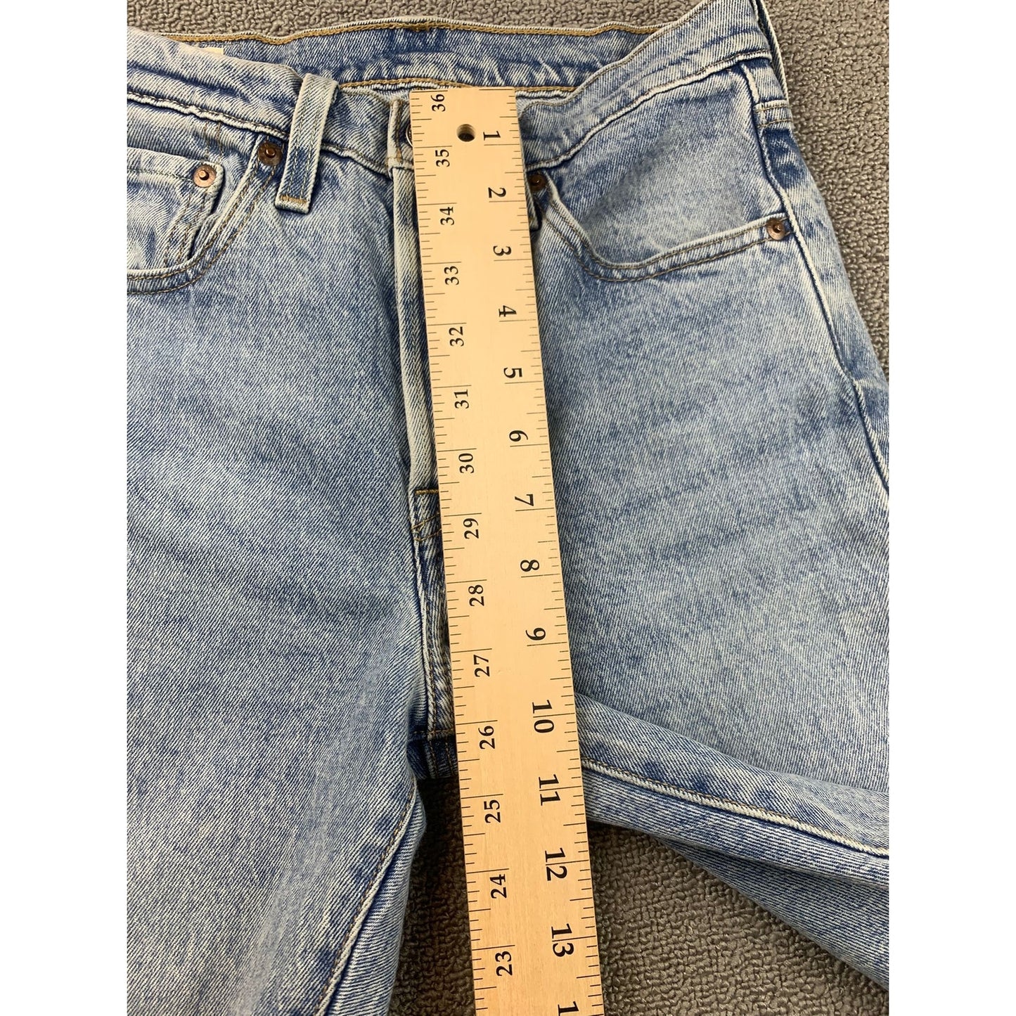 Levi's Women's 24x32 501 Skinny Light Wash Denim Jeans