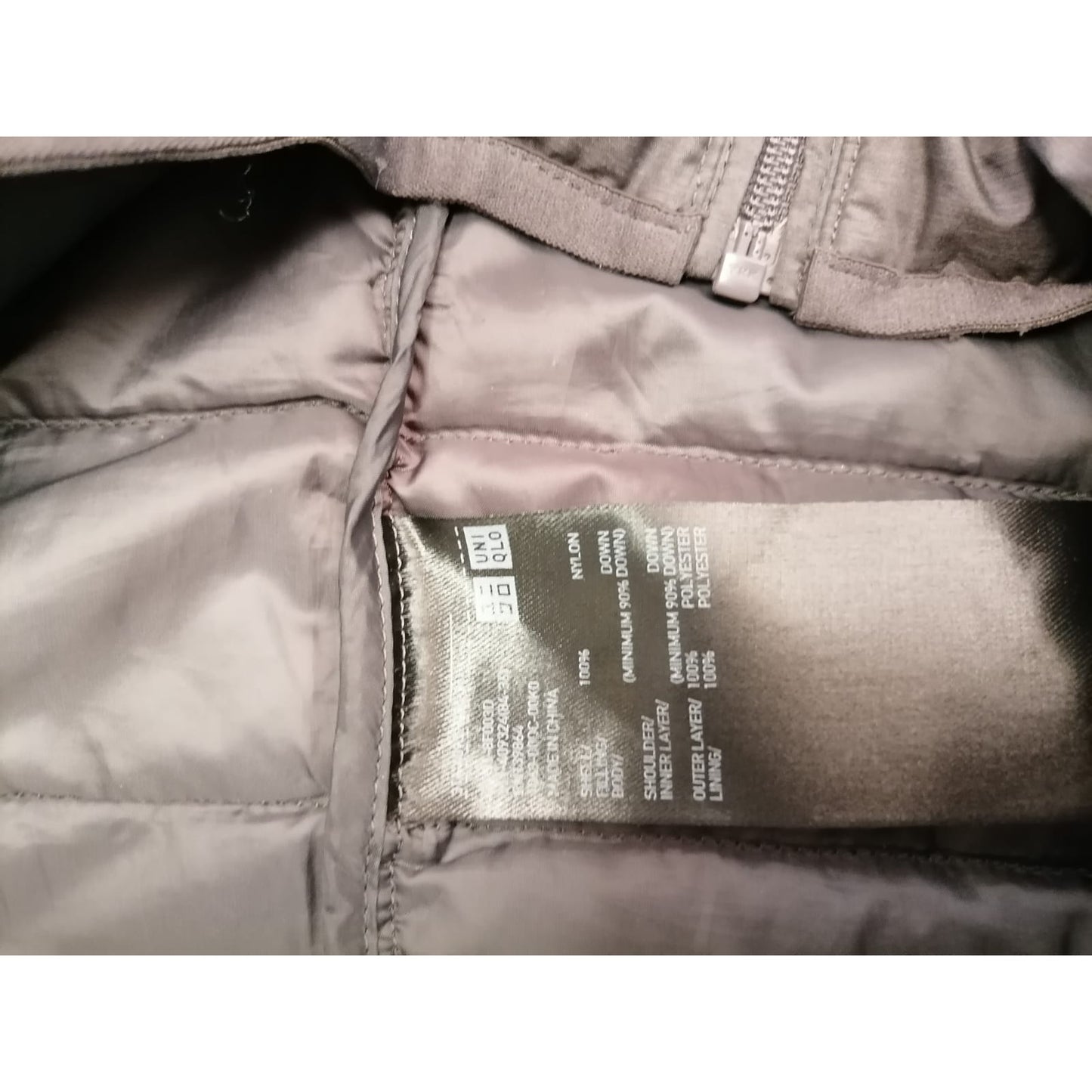 UNIQLO Small Female Grey Ultra Lightweight  Full Zip Puffer Vest Fall Sporty