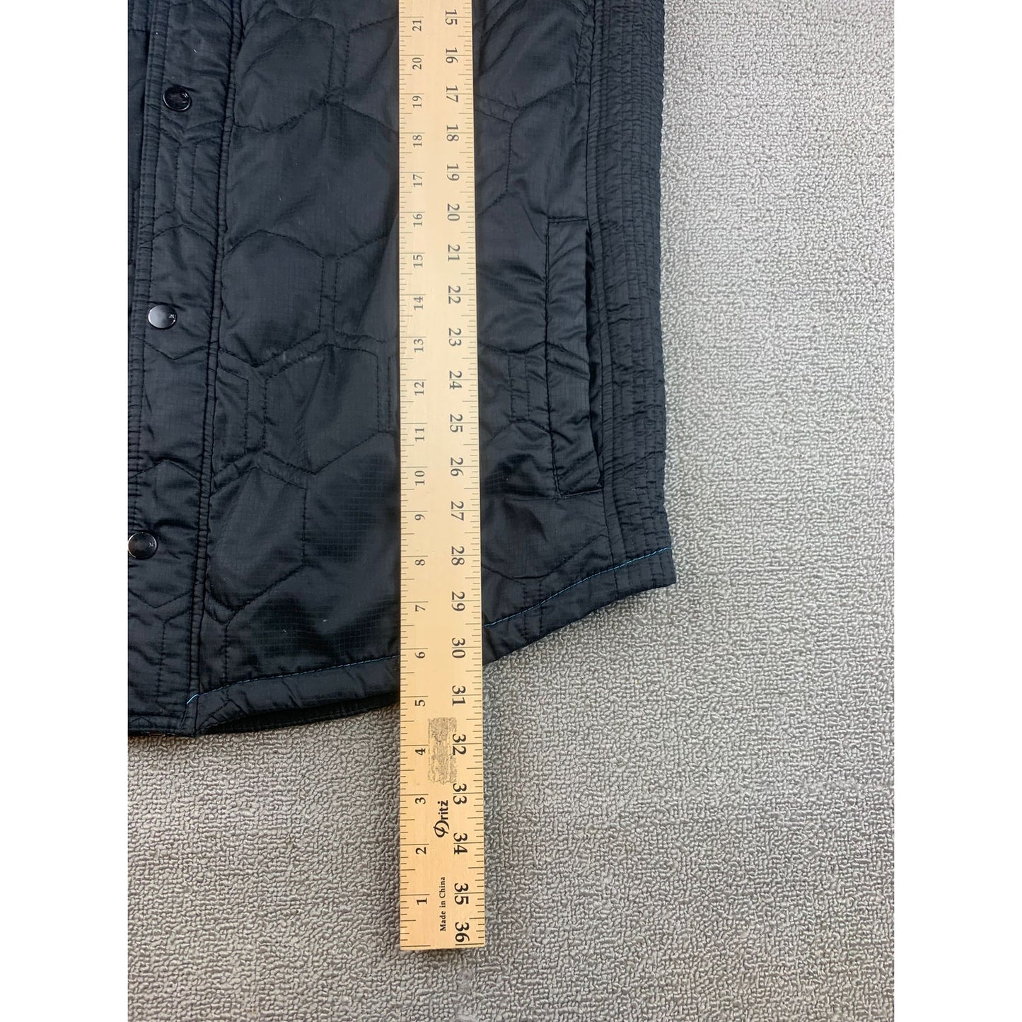 Hurley Men's XL Covert Black And Blue Quilted Jacket