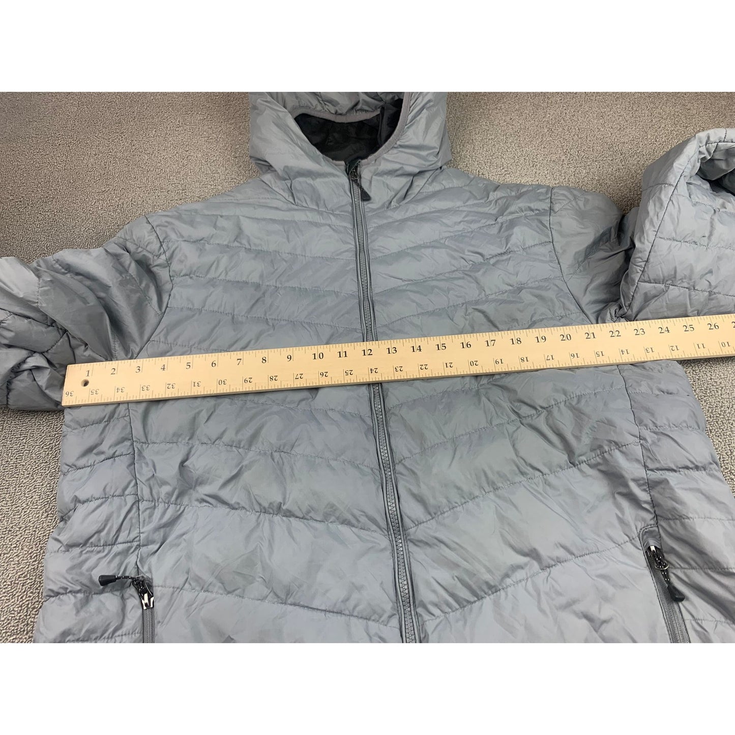 Champion Men's XL Gray Omni Insulated Puffer Jacket With Hood