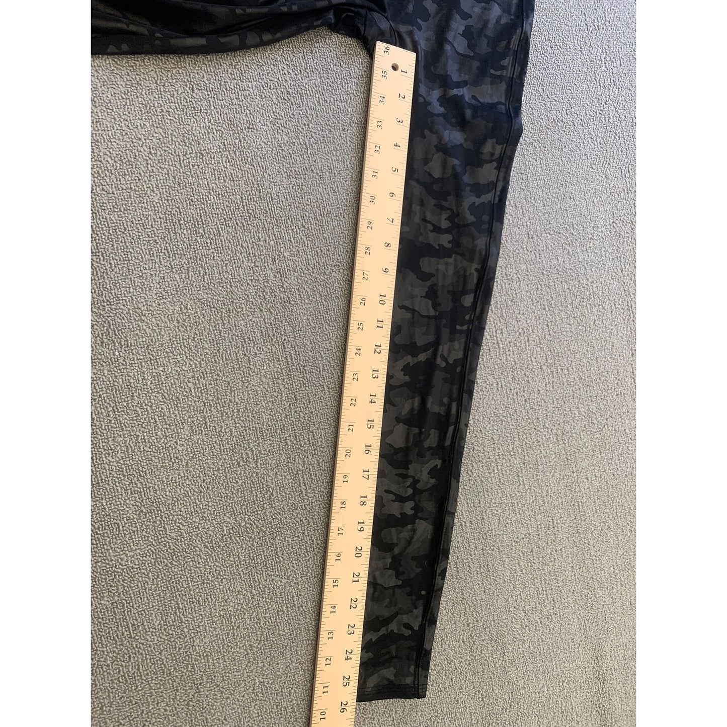 Spanx Women's Small/Petite Leggings Black Camo Coated Shine Leggings