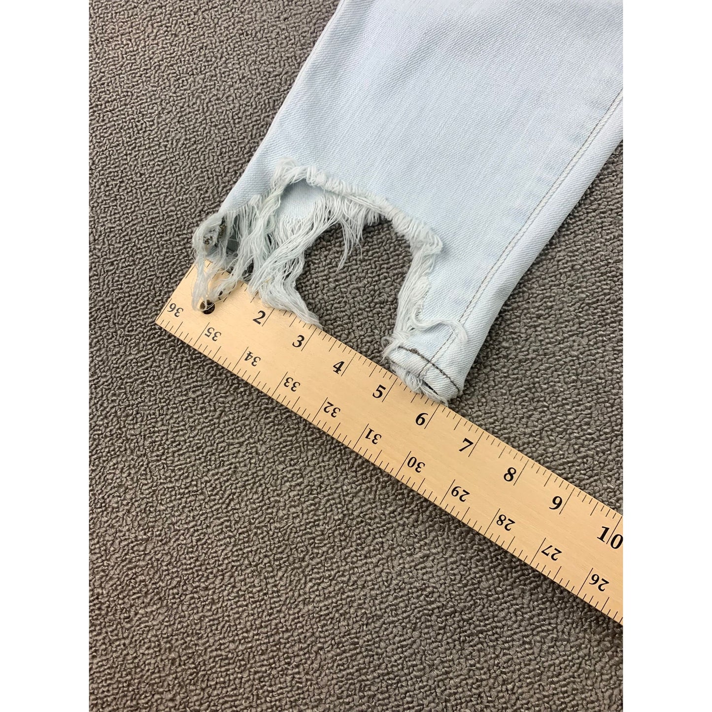 L‘Agence Women’s Sz 27 White Distressed Fringe High Rise High Line Skinny Jeans