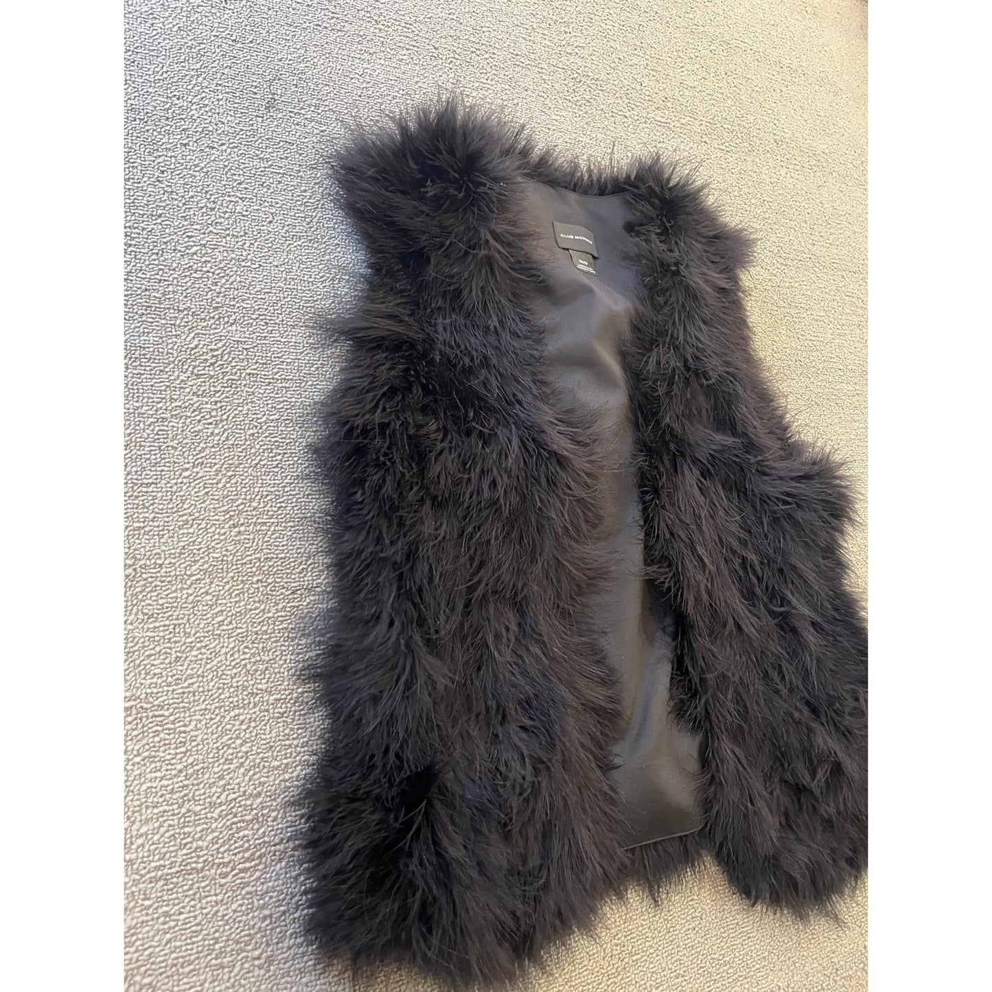 Club Monaco Womens XS Black Feather Vest Chic Outerwear Stylish