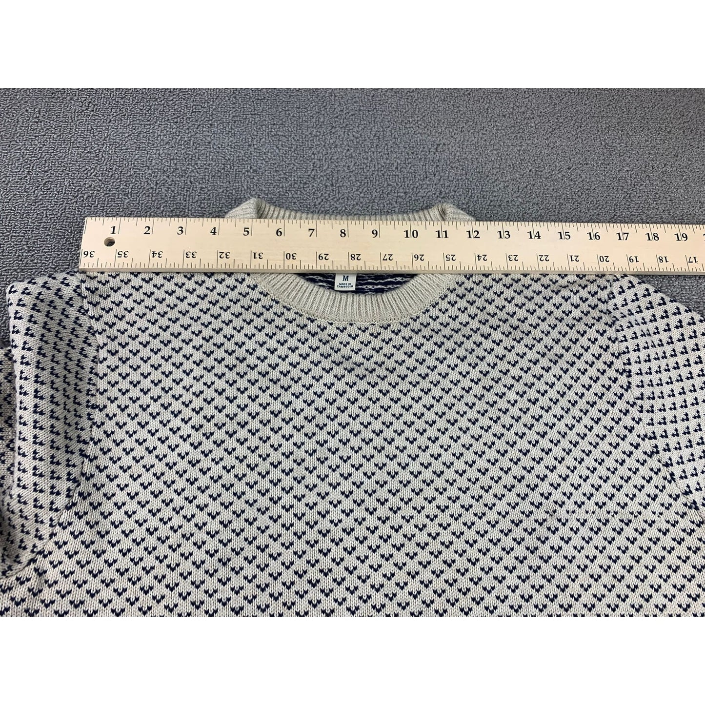 J. Crew Men's Medium Heritage cotton sweater in bird's-eye stitch 100% Cotton