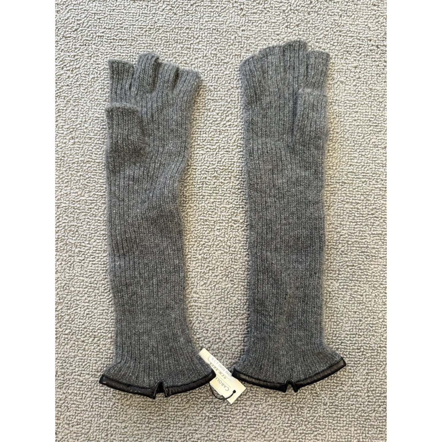 Carolina Amato Women's One Size Long Ribbed Cashmere Fingerless Gloves NWT