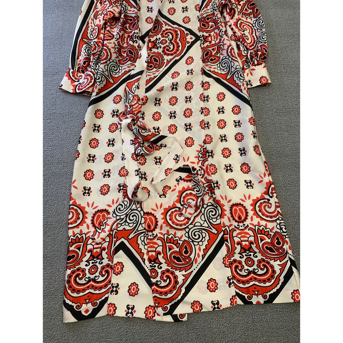 Zara Women's XS White Red Black Patterned Long Sleeve Dress