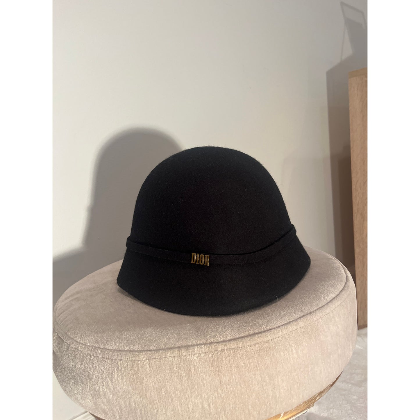 Dior Arty Felt Tulip Hat Size 57