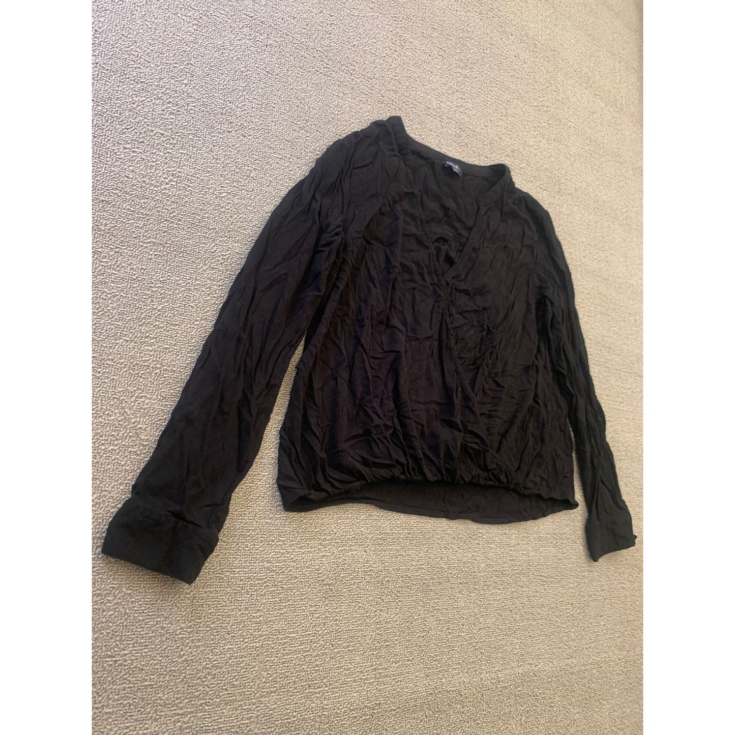 SPLENDID Women Large Black V Neck Long Sleeve Top