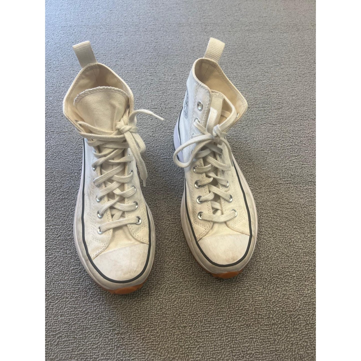 Converse Chuck Taylor Men's 7.5 White High-Top Sneakers