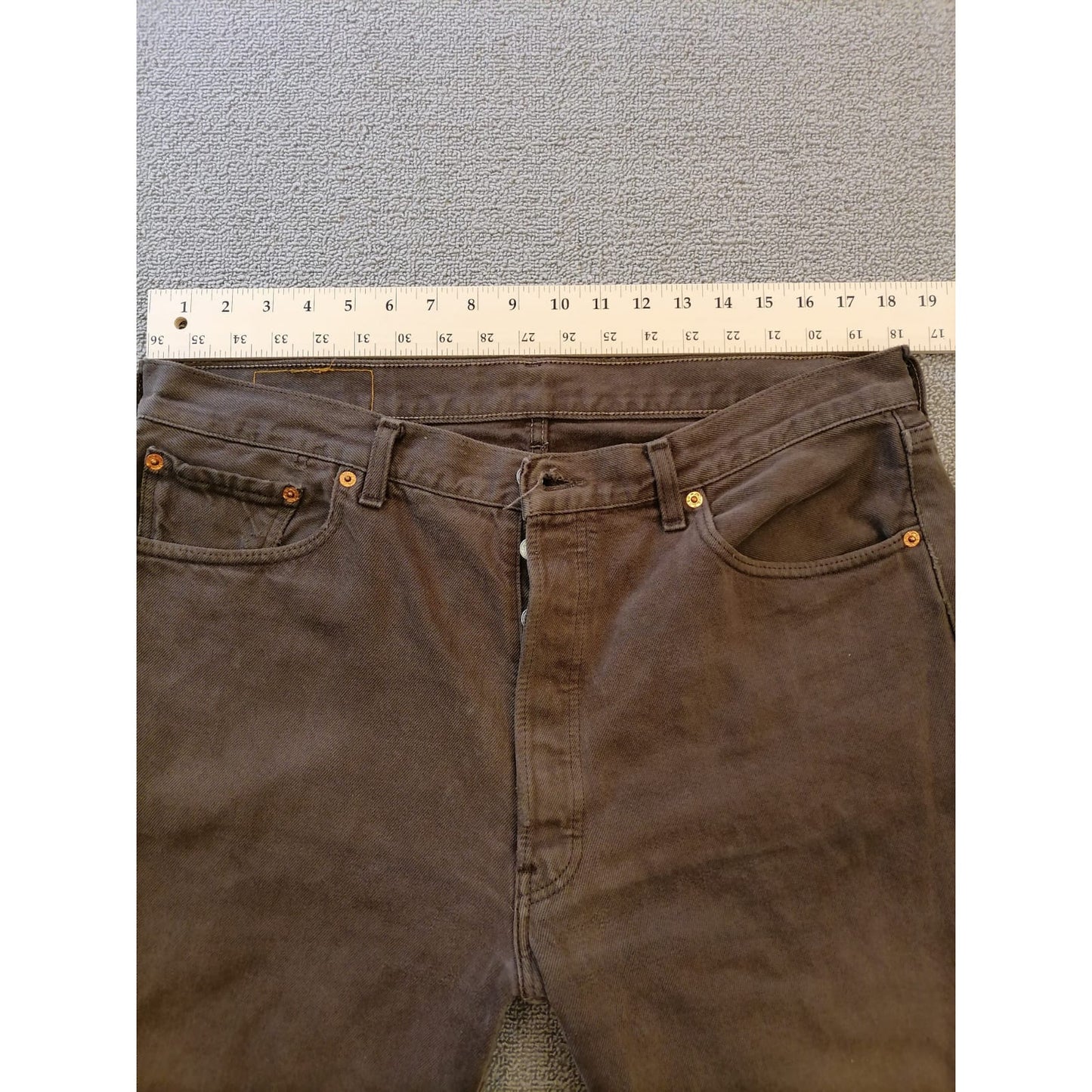 Levi's Men's Waist Size W38 L36 Brown Jeans Classic Fit Durable Comfort & Style.
