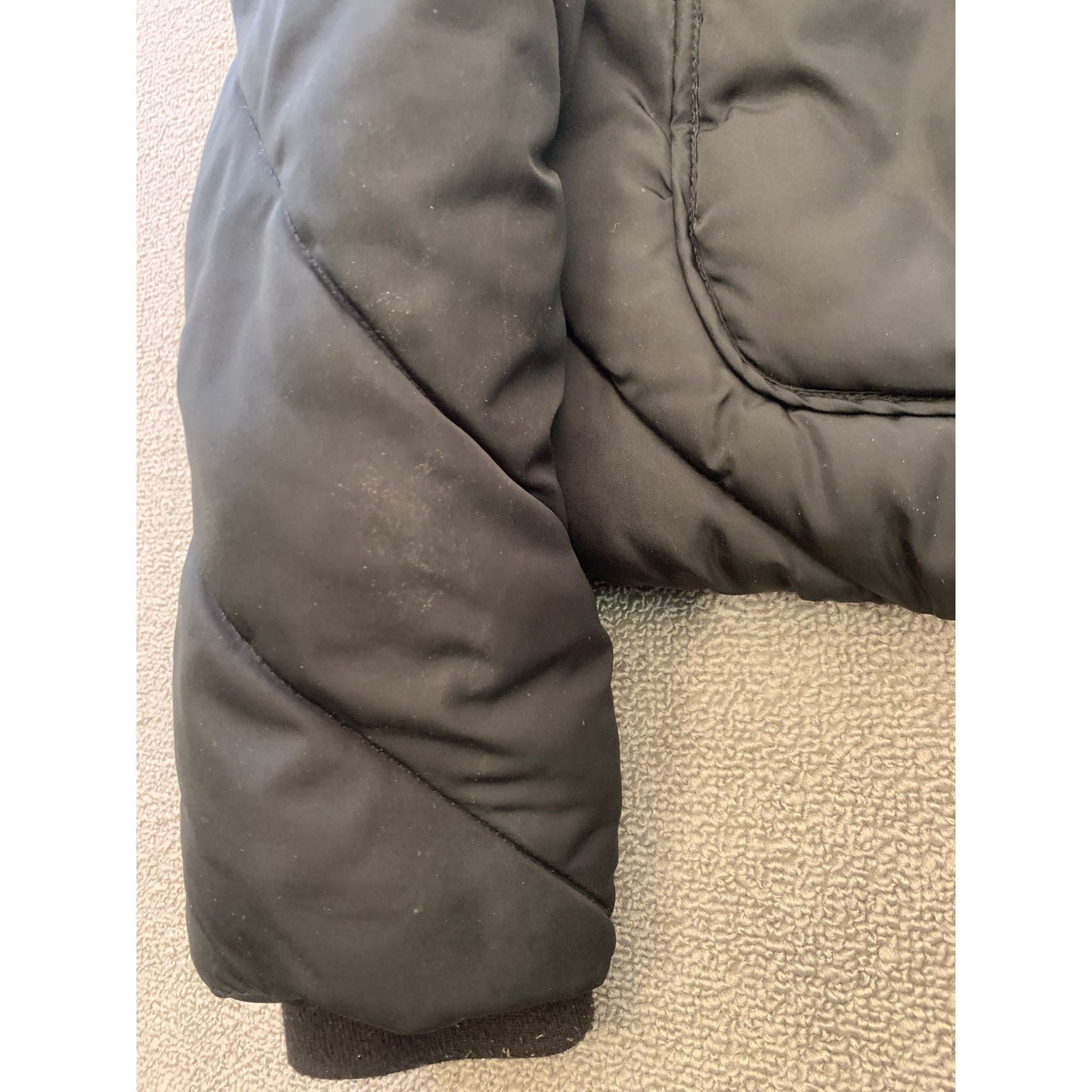 Zara Women's Large Black Cropped Puffer Jacket