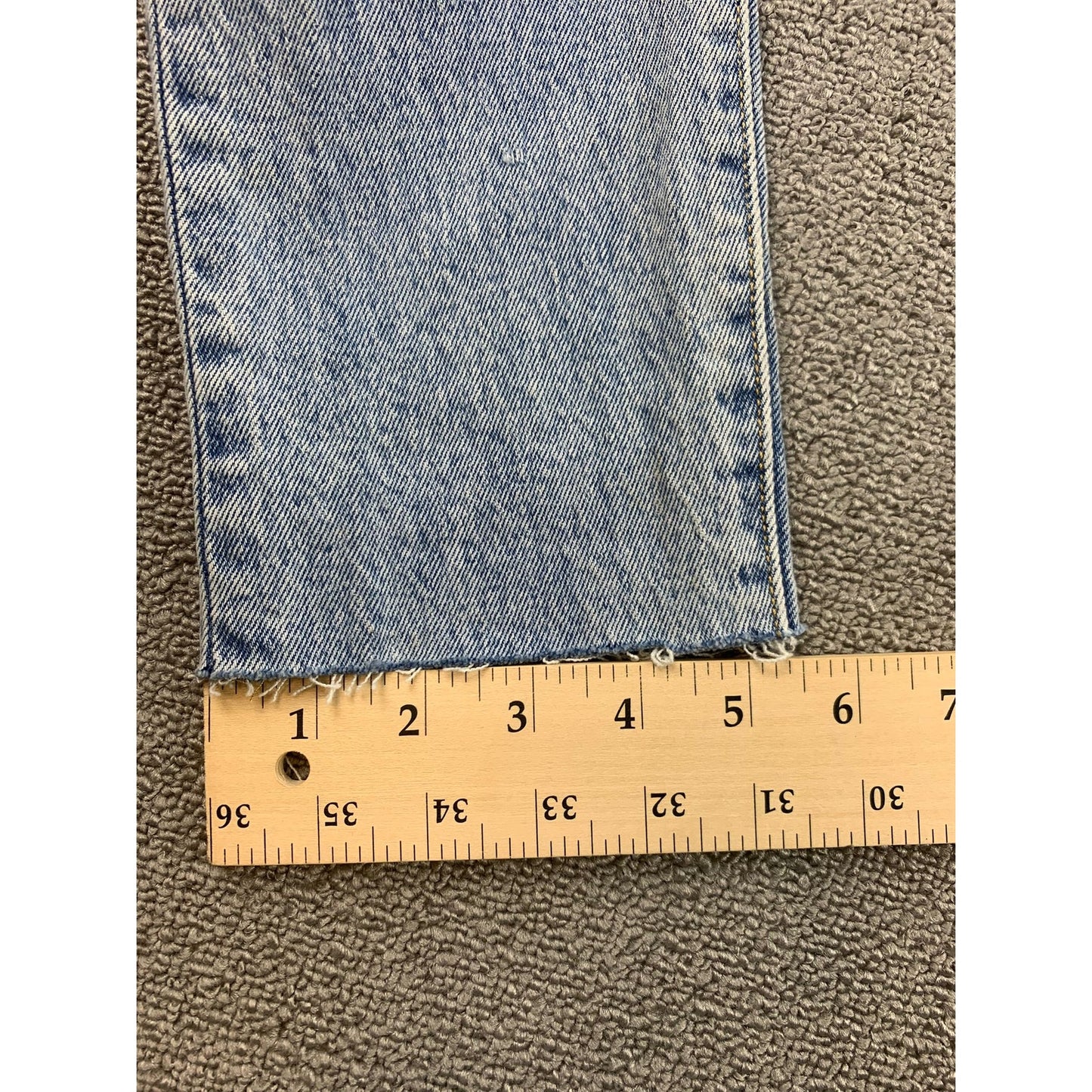 Levi's Women's 24x32 501 Skinny Light Wash Denim Jeans