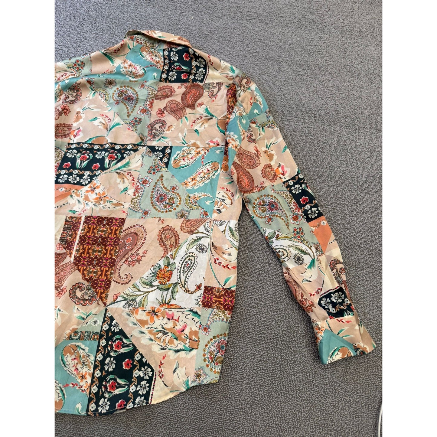 Zara Women's XS Multi-Color Long Sleeve Paisley Boho Button Shirt