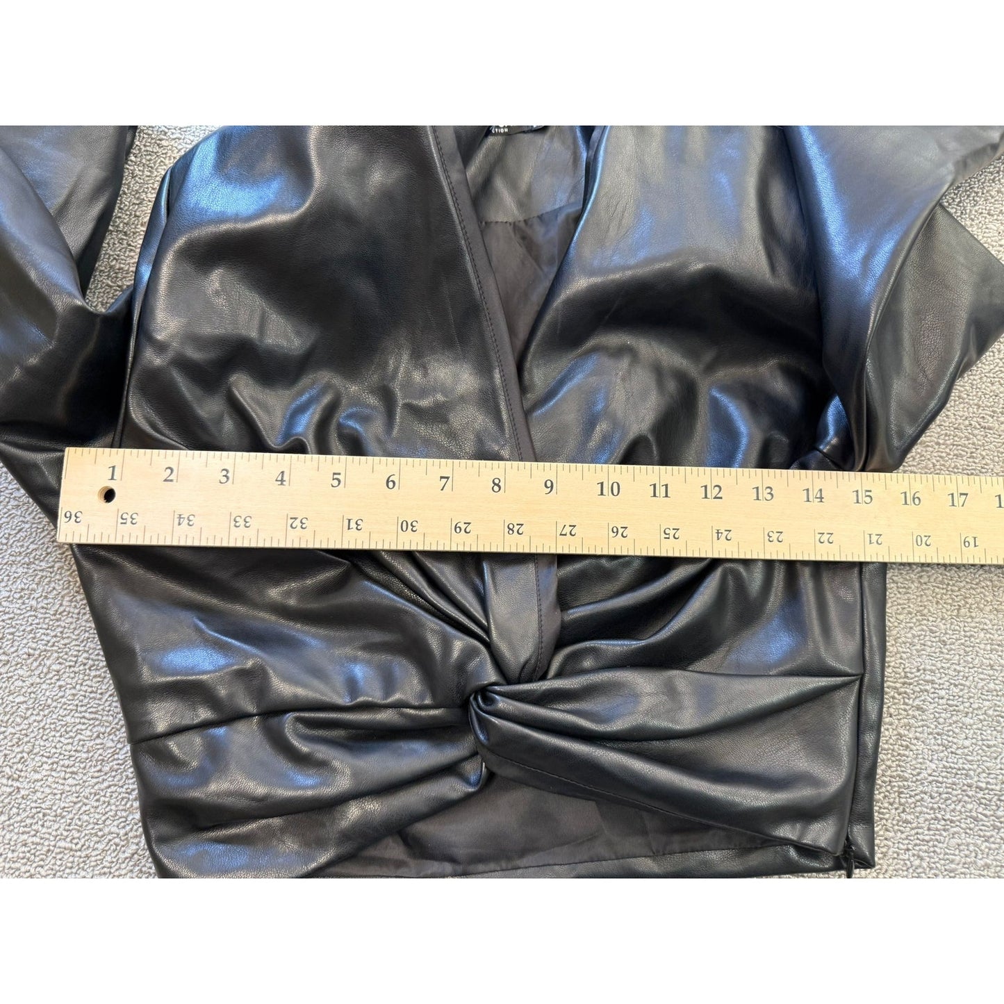 Nasty Gal Collection Womens US 6 Faux Leather Twist Front Crop Top