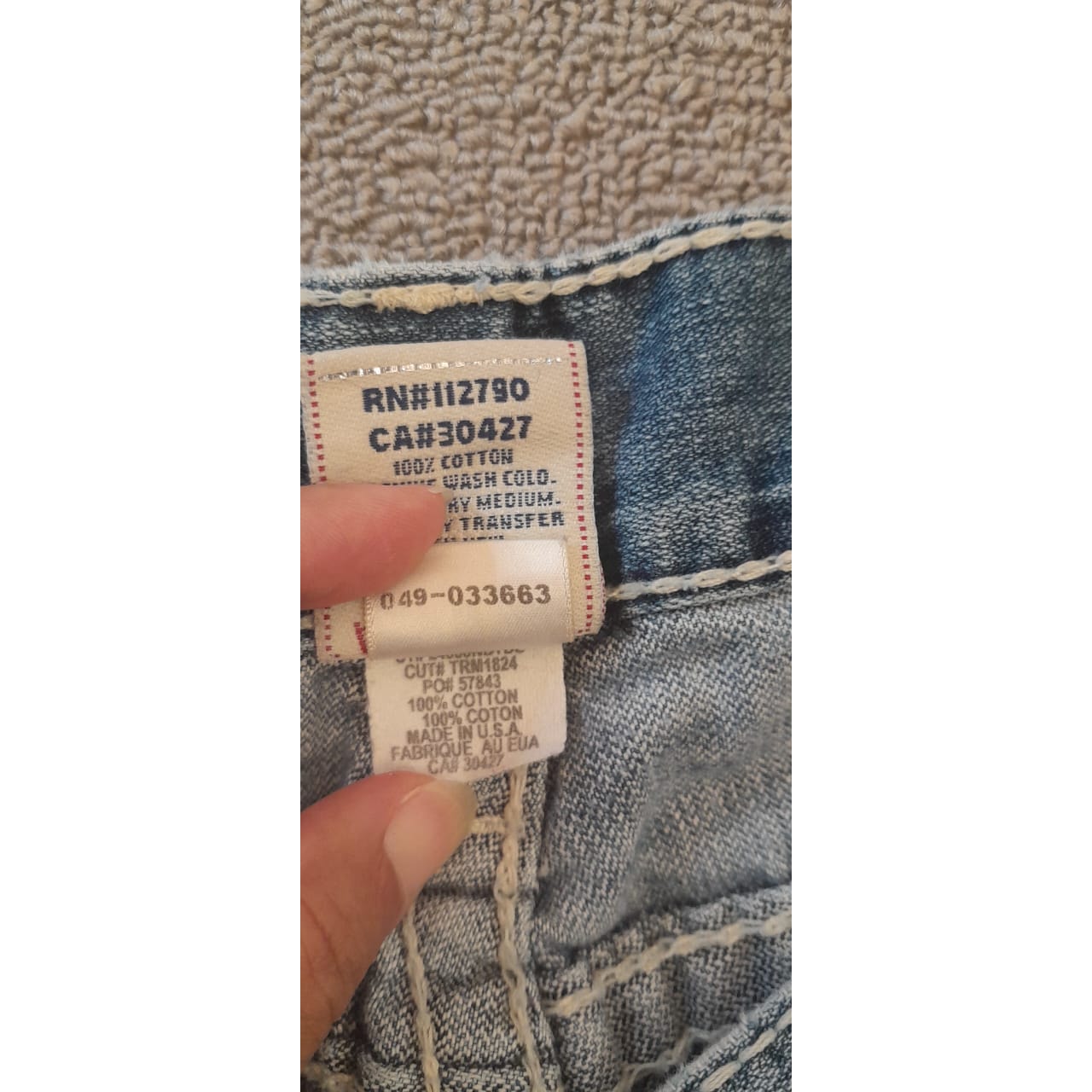 True Religion Womens 32 Light Wash Blue Bootcut Distressed Ripped Jeans