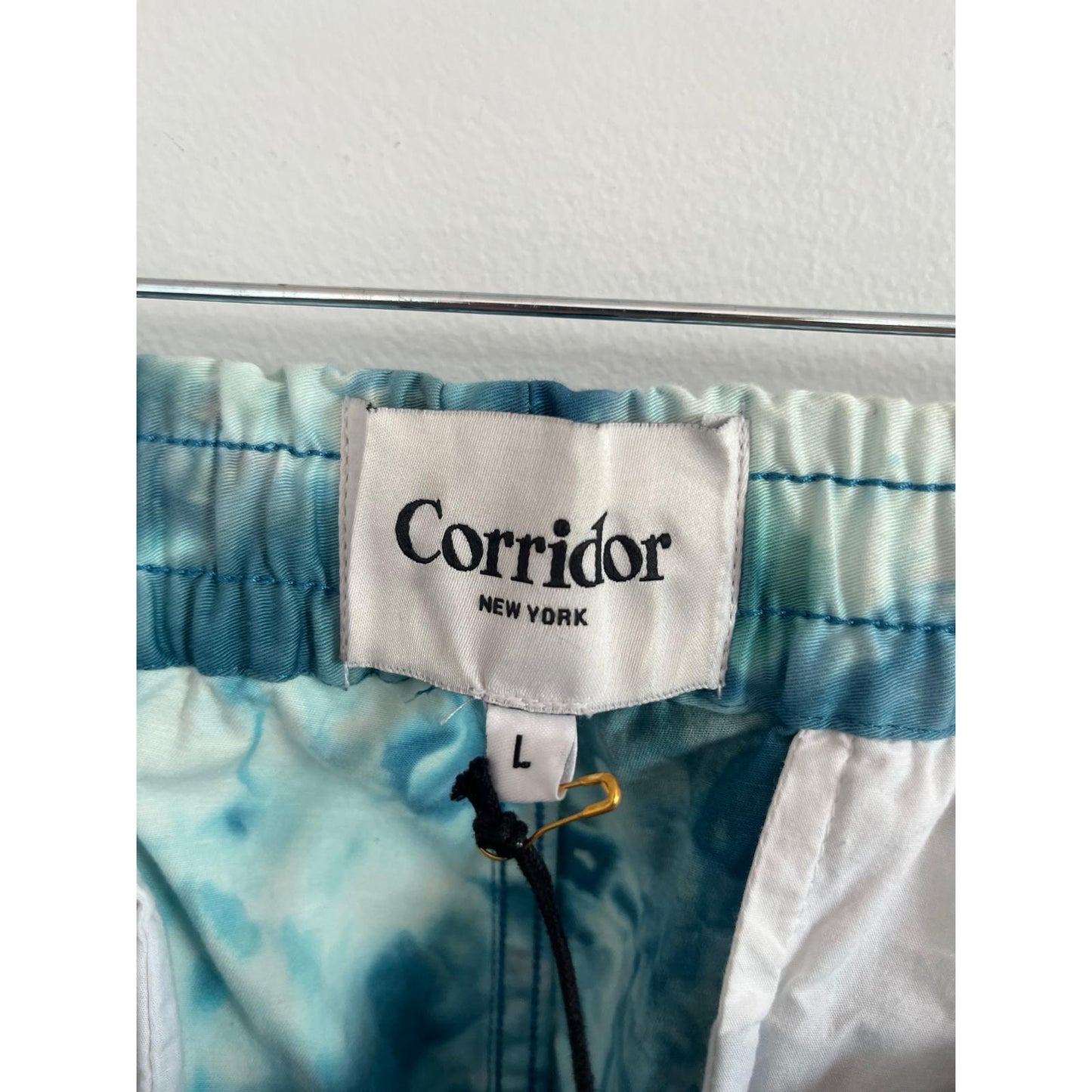 Corridor Swim Trunks Men L Blue Tie Dye Elastic Waist Mesh Lined Shorts