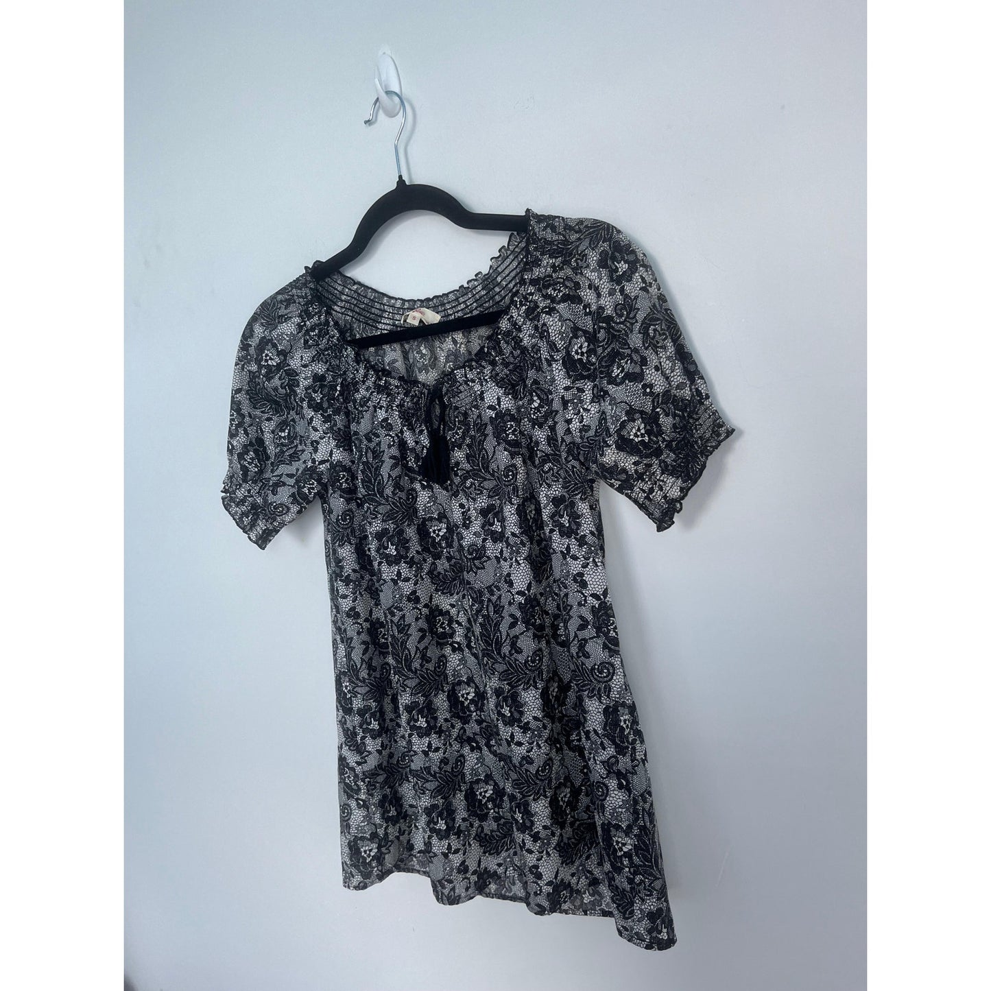 Joie Lace Peasant Top Women Small Black White Floral Semi Sheer Blouse