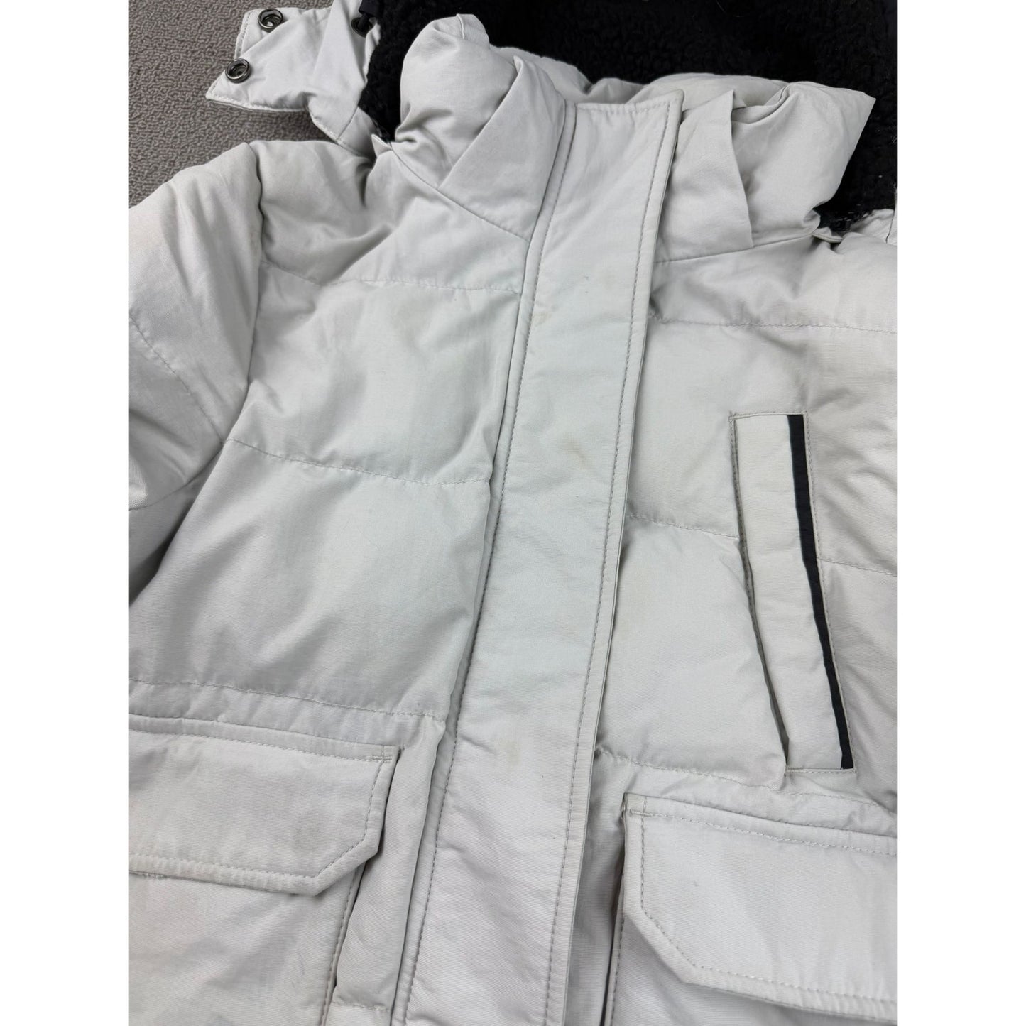 Superdry Everest Ella Bomber Jacket (W5000018A) Women US 8 Ice Grey
