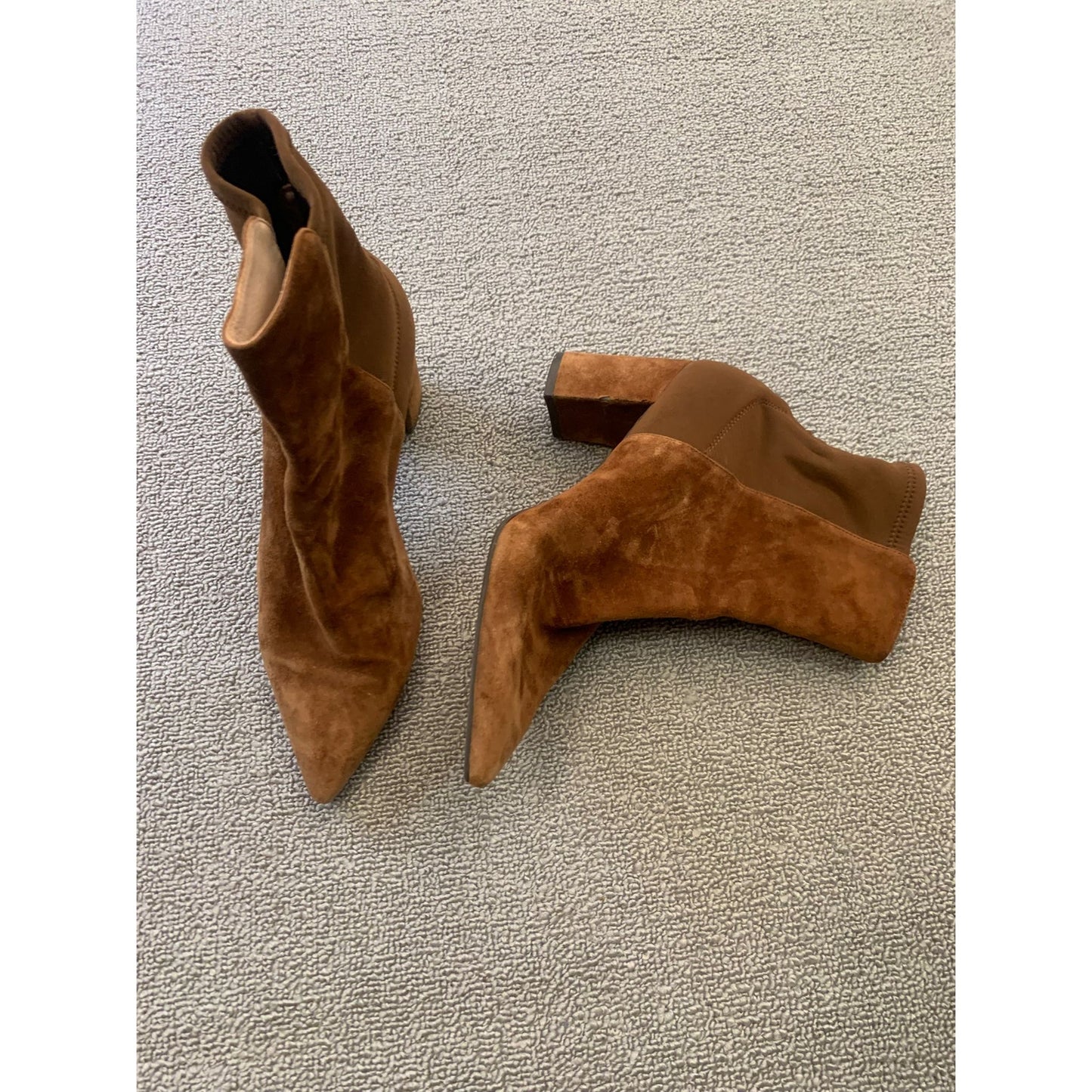 LONNIE Stuart Weitzman Women 7 Brown Suede Ankle Boots