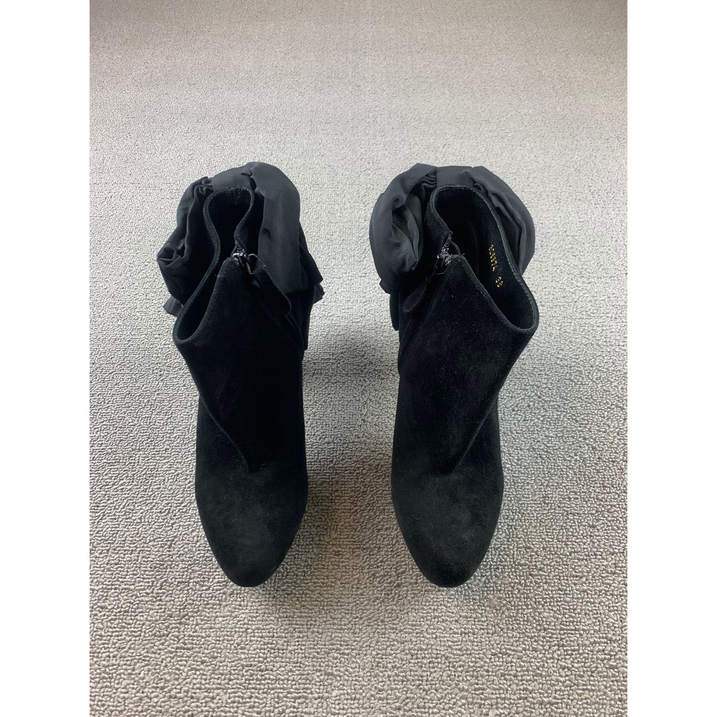 Genuine Alexander McQueen Black Suede Bow Ankle Boots Size 38 Authentic