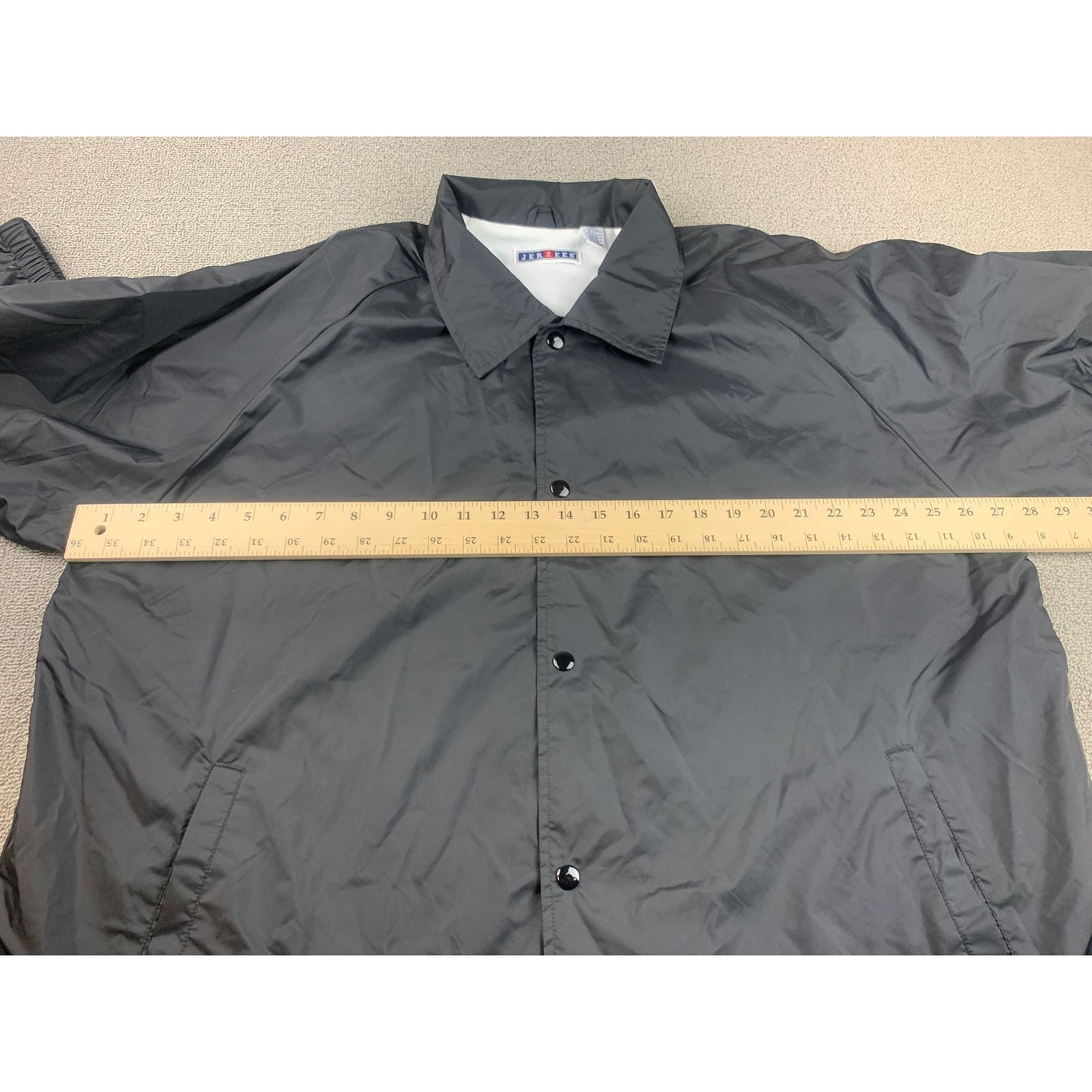 Vintage Jerzees by Russell Men's XL Black Coaches Wind Breaker 90's Jacket