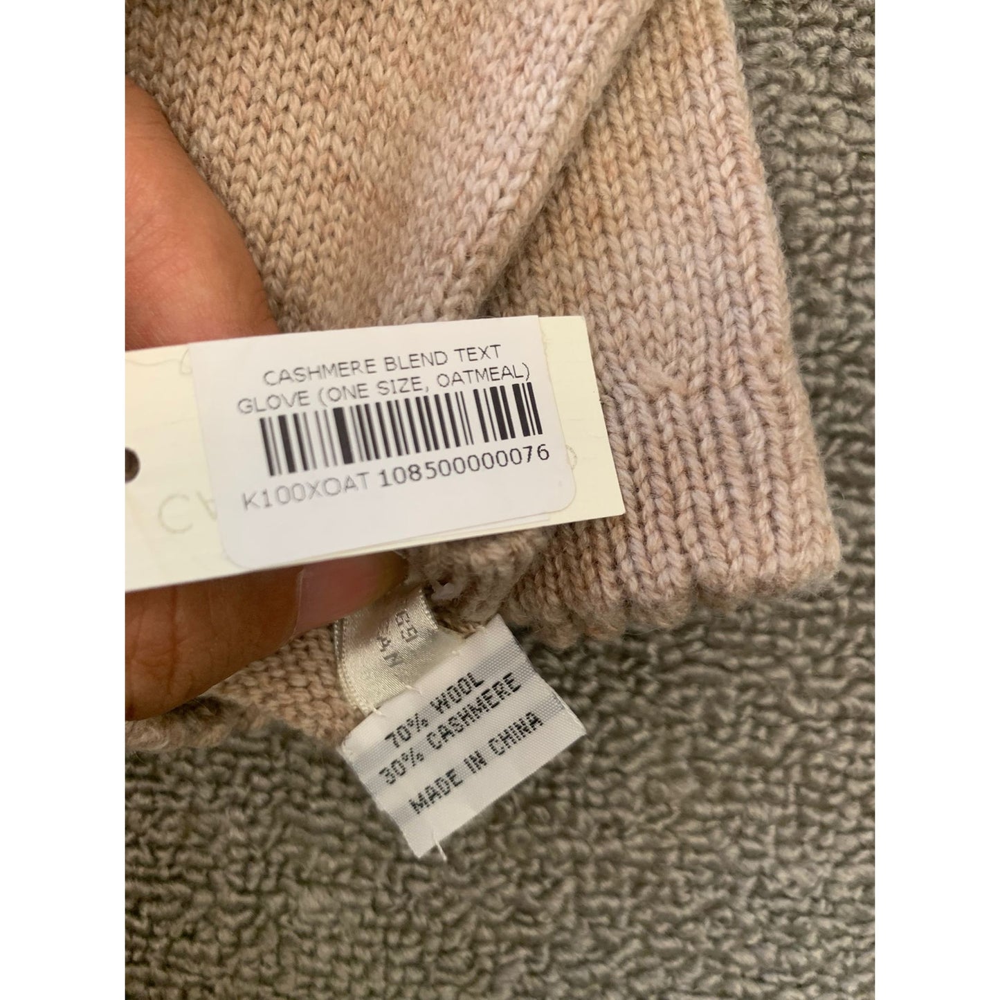 Carolina Amato Women One Size Beige Oatmeal Wool Cashmere Blend Knit Gloves