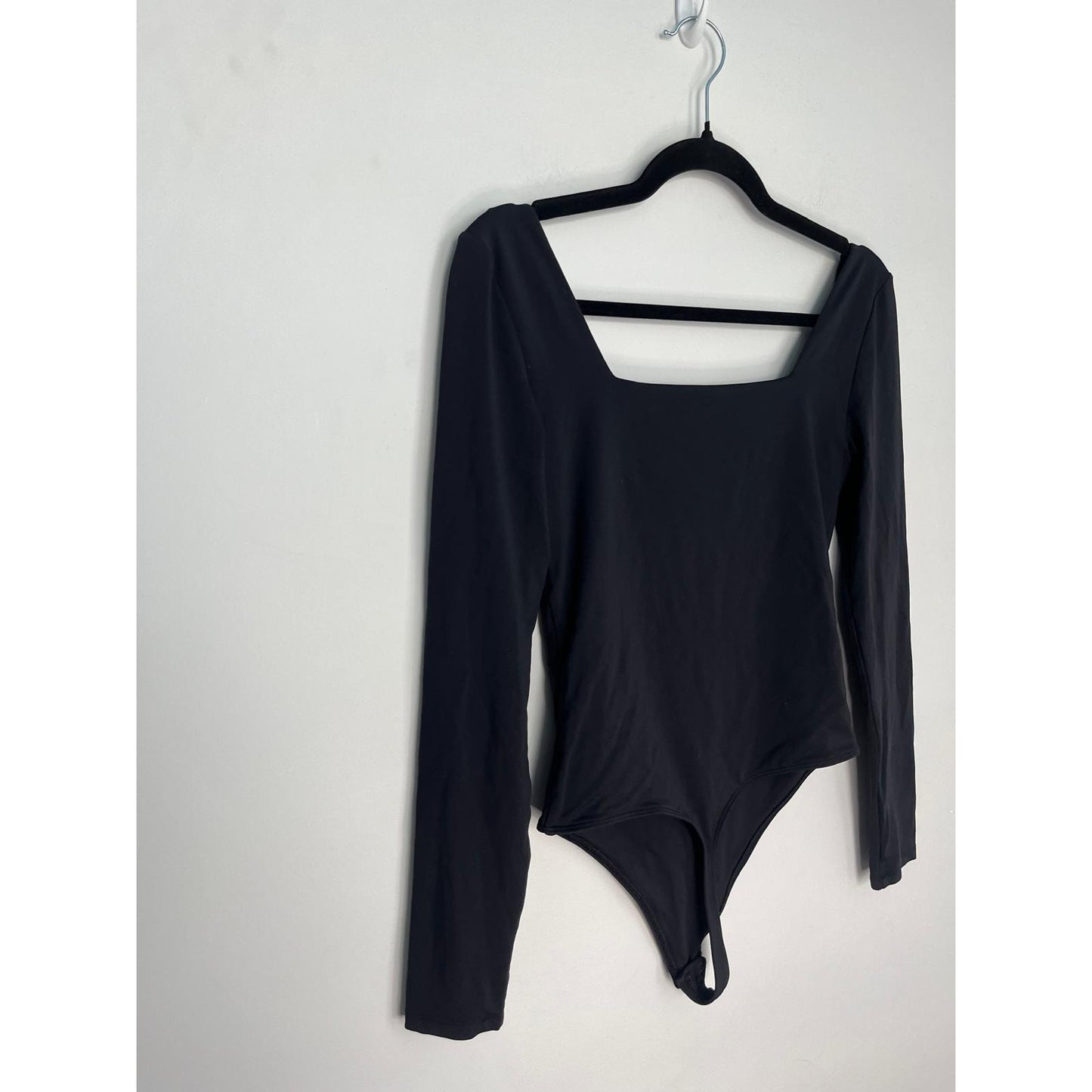 Babaton Contour Bodysuit Women M Black Square Neck Long Sleeve Stretchy