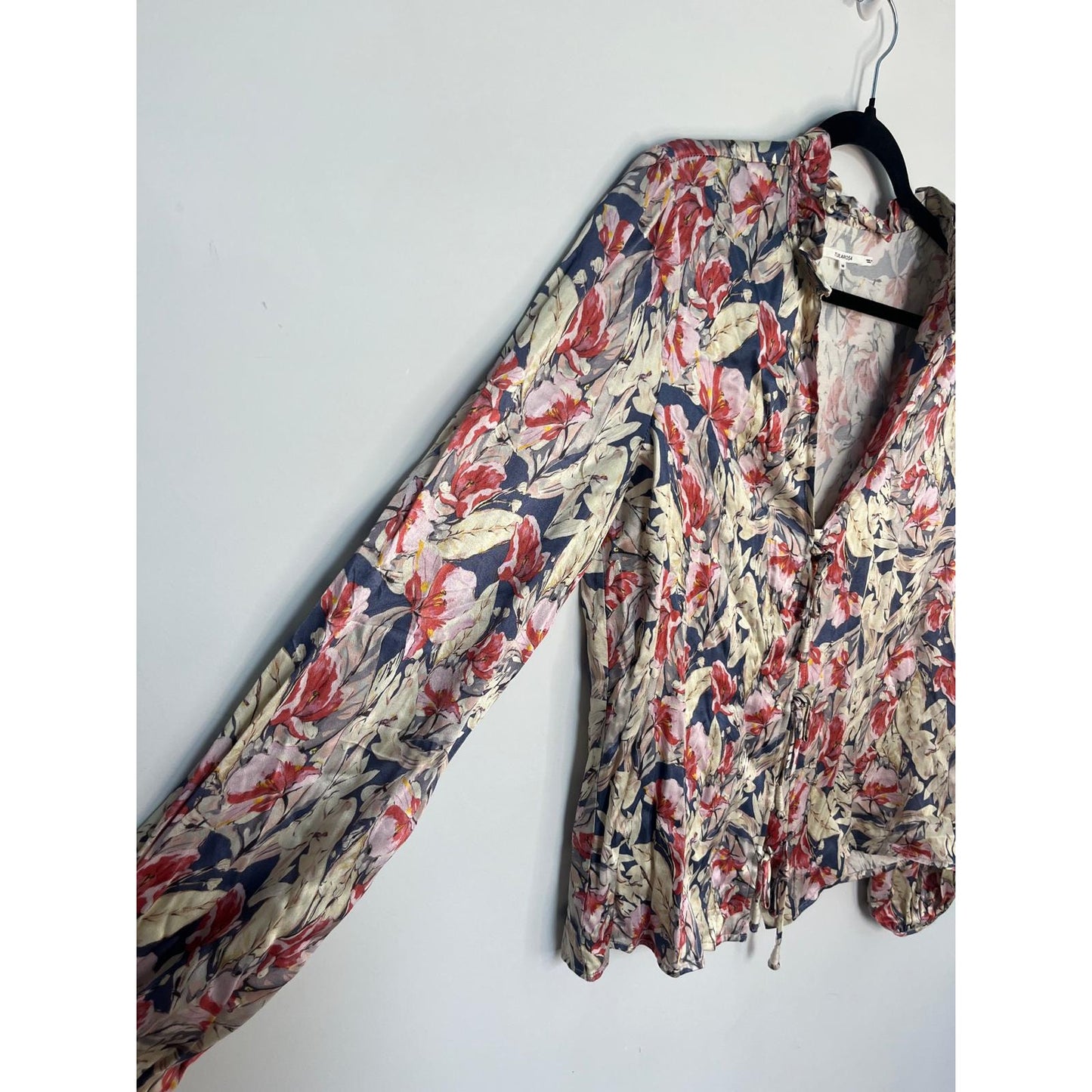 Tularosa Floral Blouse Women Medium Long Sleeve V Neck Tie Front