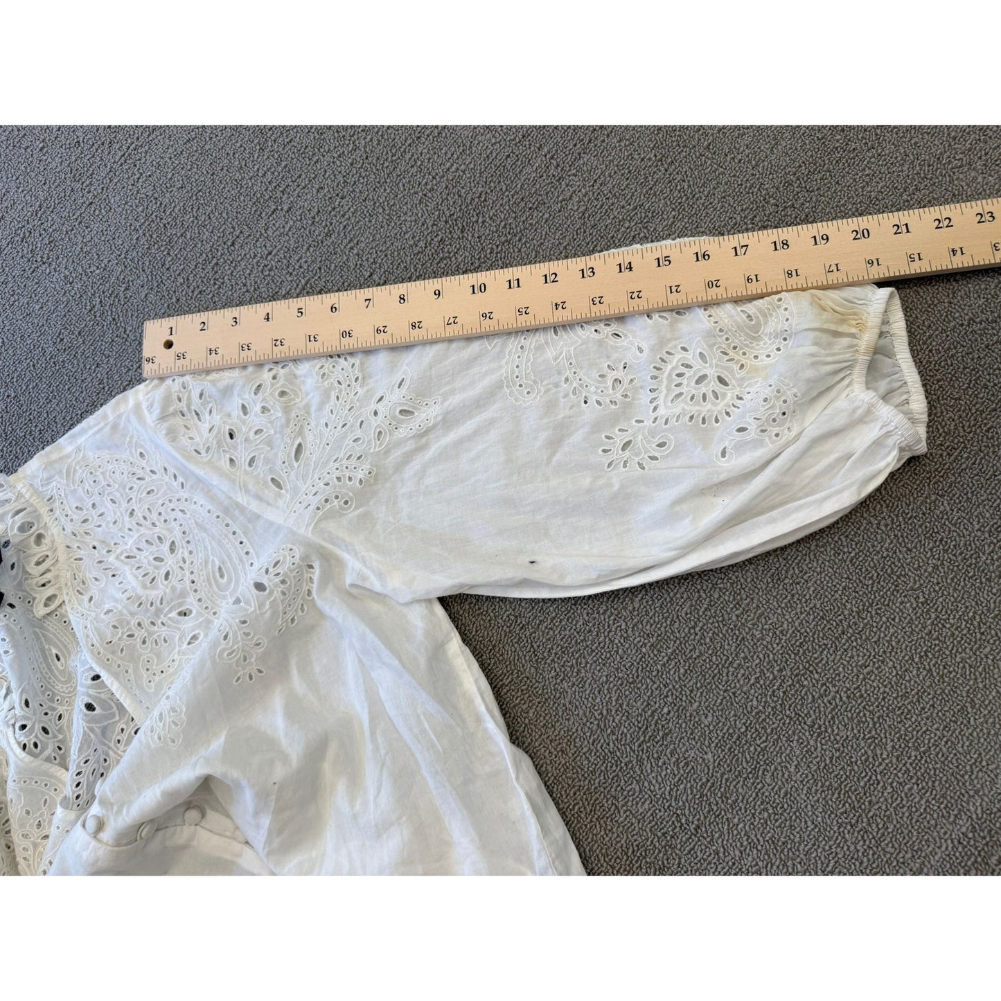 INTERMIX Women's L Large White Eyelet Embroidery Blouse Top