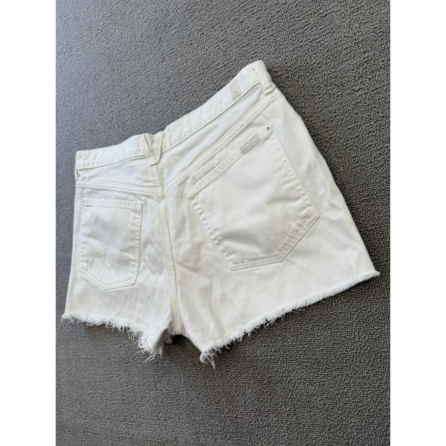 7 FOR ALL MANKIND Women Size 30 White Raw Hem Shorts
