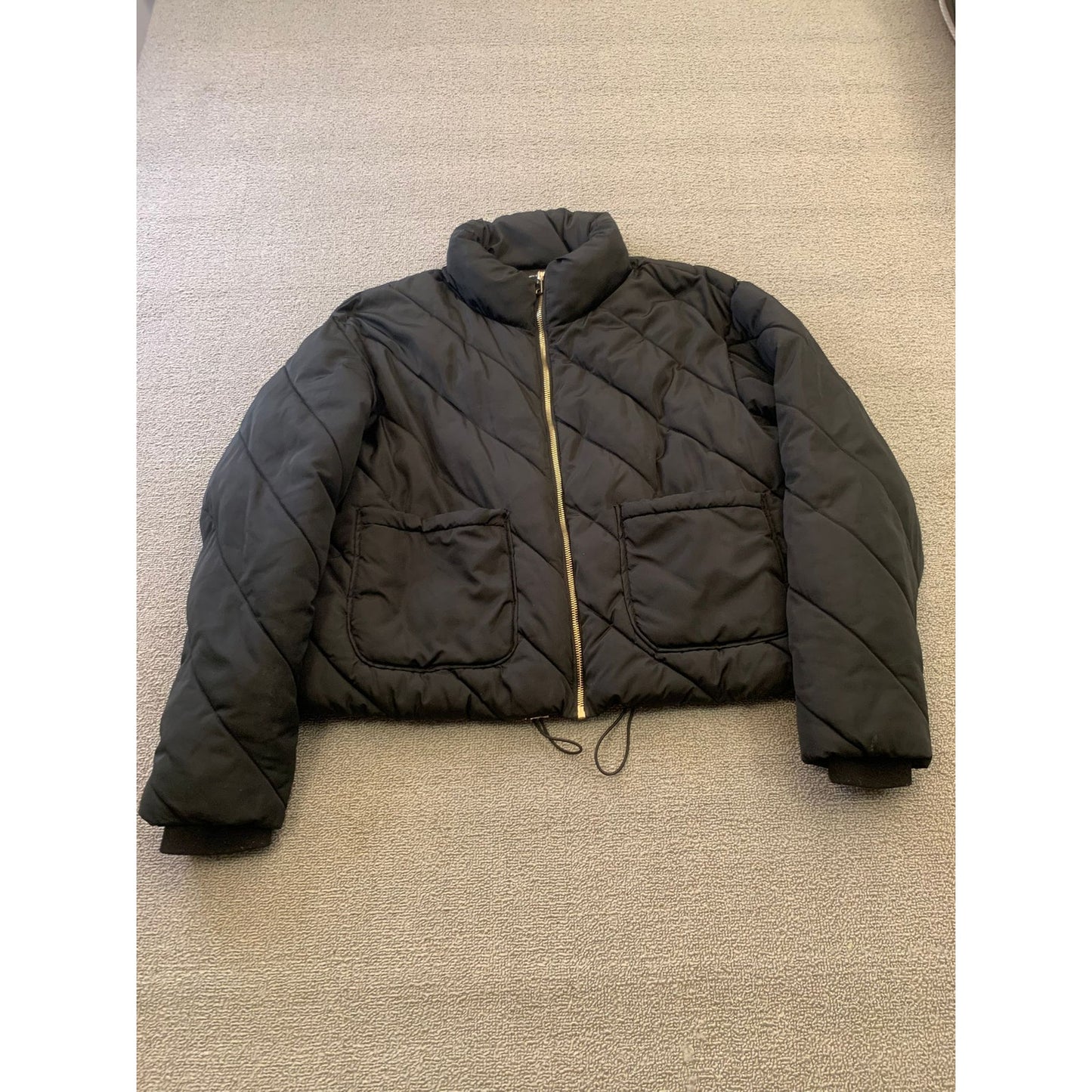 Zara Women's Large Black Cropped Puffer Jacket