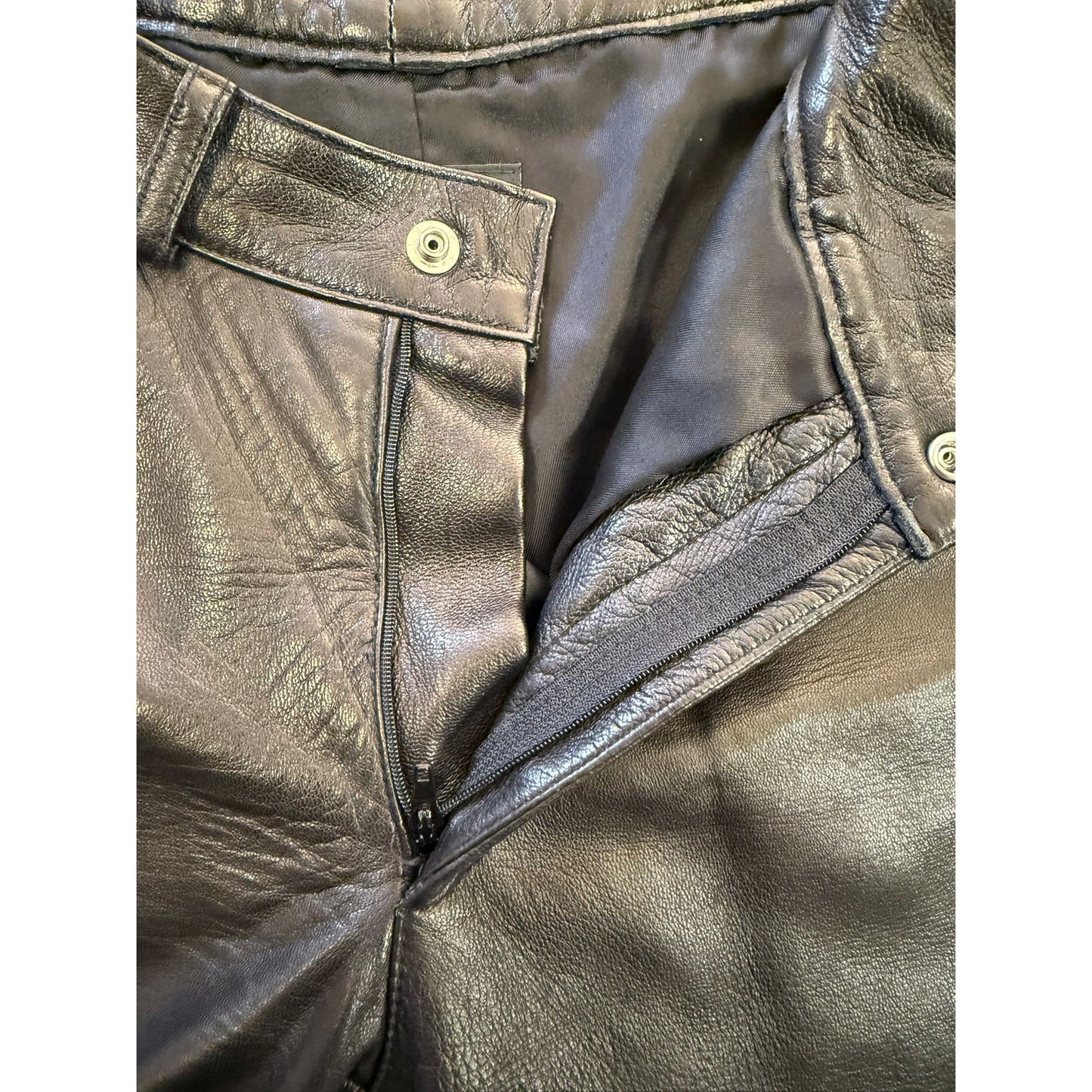 Stylish INTERMIX NEW YORK Women'sPants Size 6 Bootcut