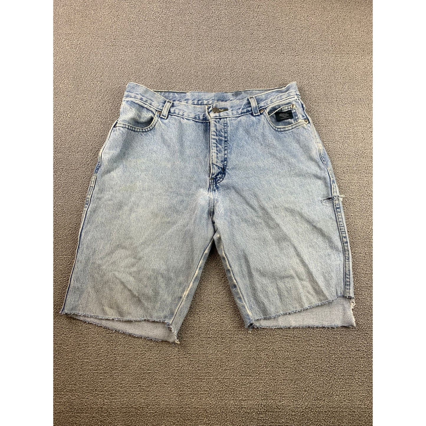 Harley-Davidson Men's 32 Light Wash Frayed Hem Denim Shorts Biker (90s–Y2K)