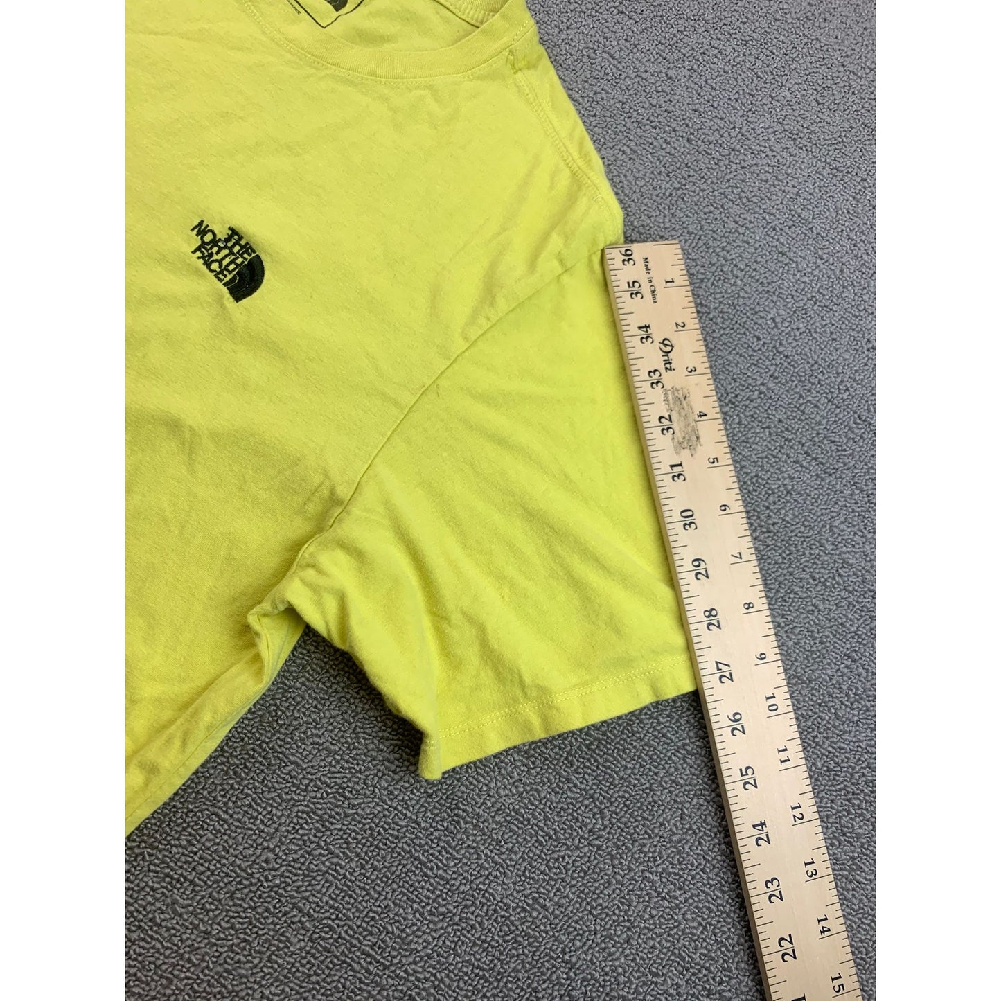 The North Face Men's XL Yellow Logo Graphic T-Shirt Crewneck