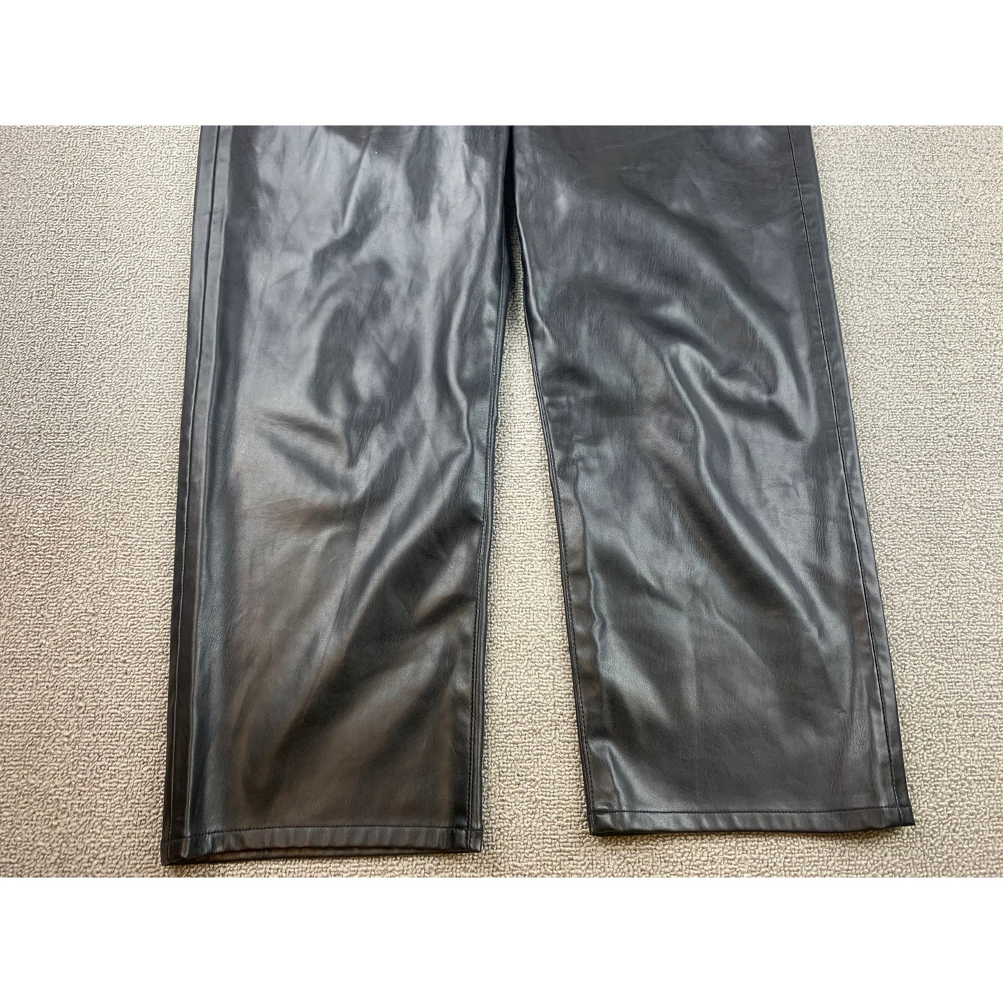 Levi's Women's 29 Black Faux Leather Ribcage Straight High Rise Pants