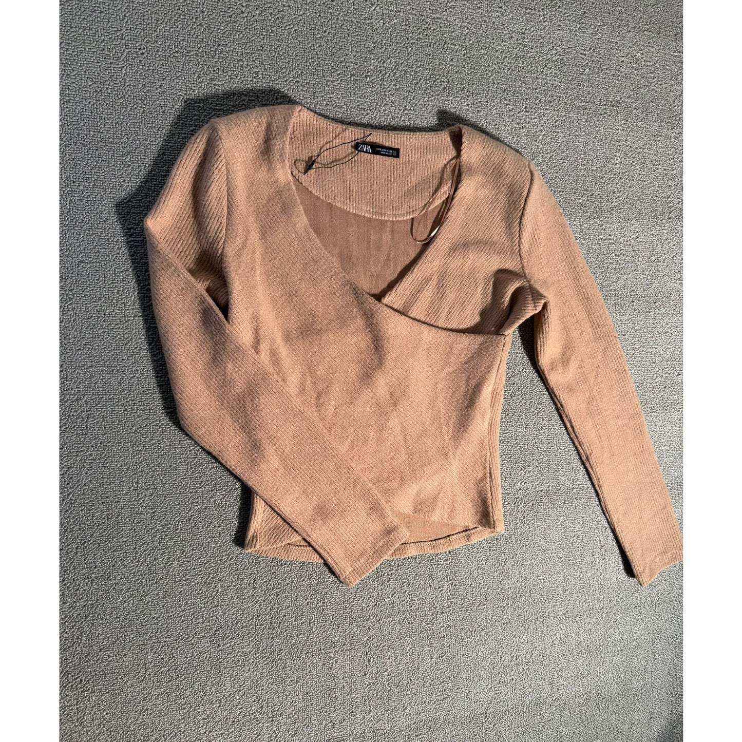 Zara Women’s Tan Ribbed Asymmetrical Long Sleeve Top Size Small Soft Fall