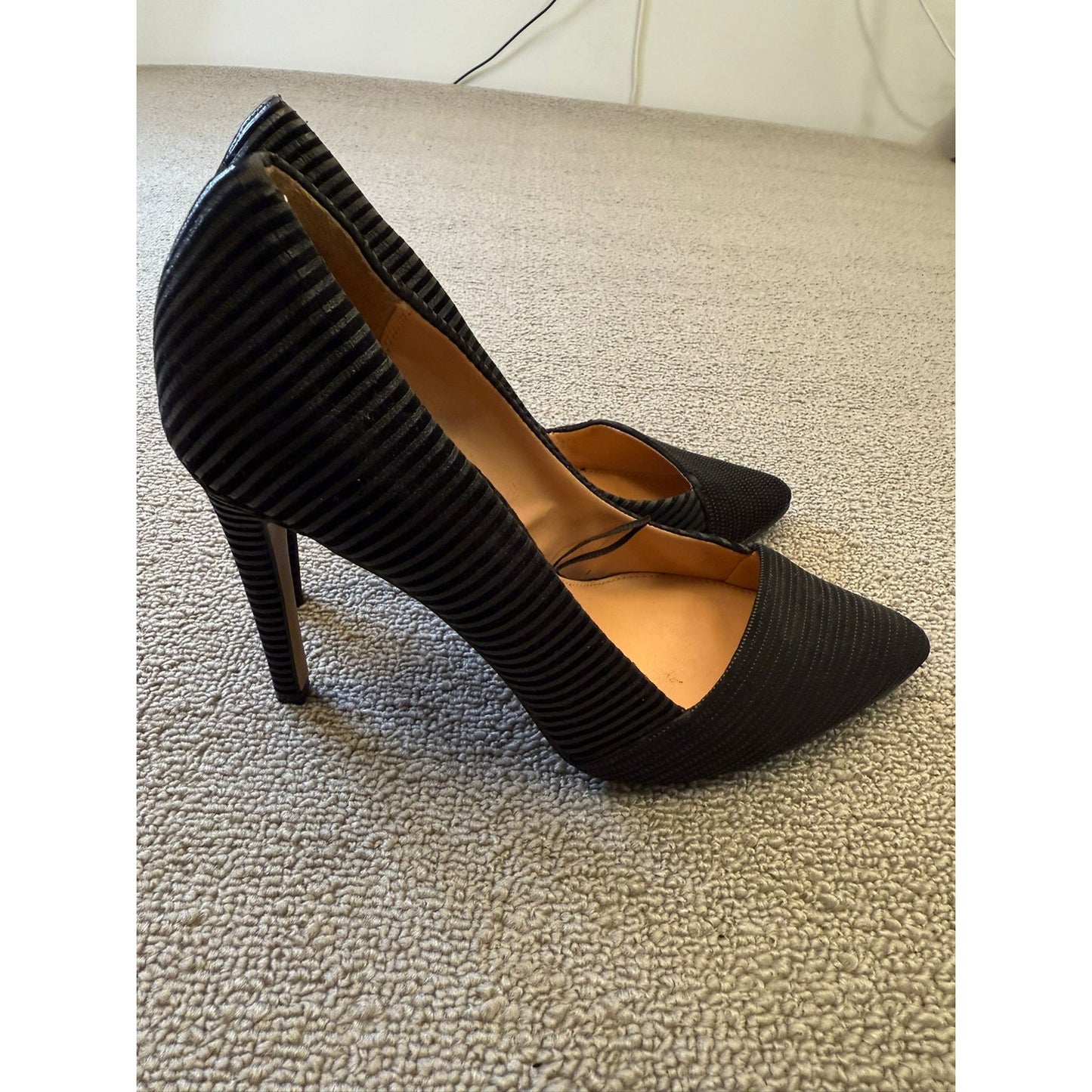 EXPRESS Women's Size 8 Black Ribbed Pointed Toe D'Orsay Stiletto Heels