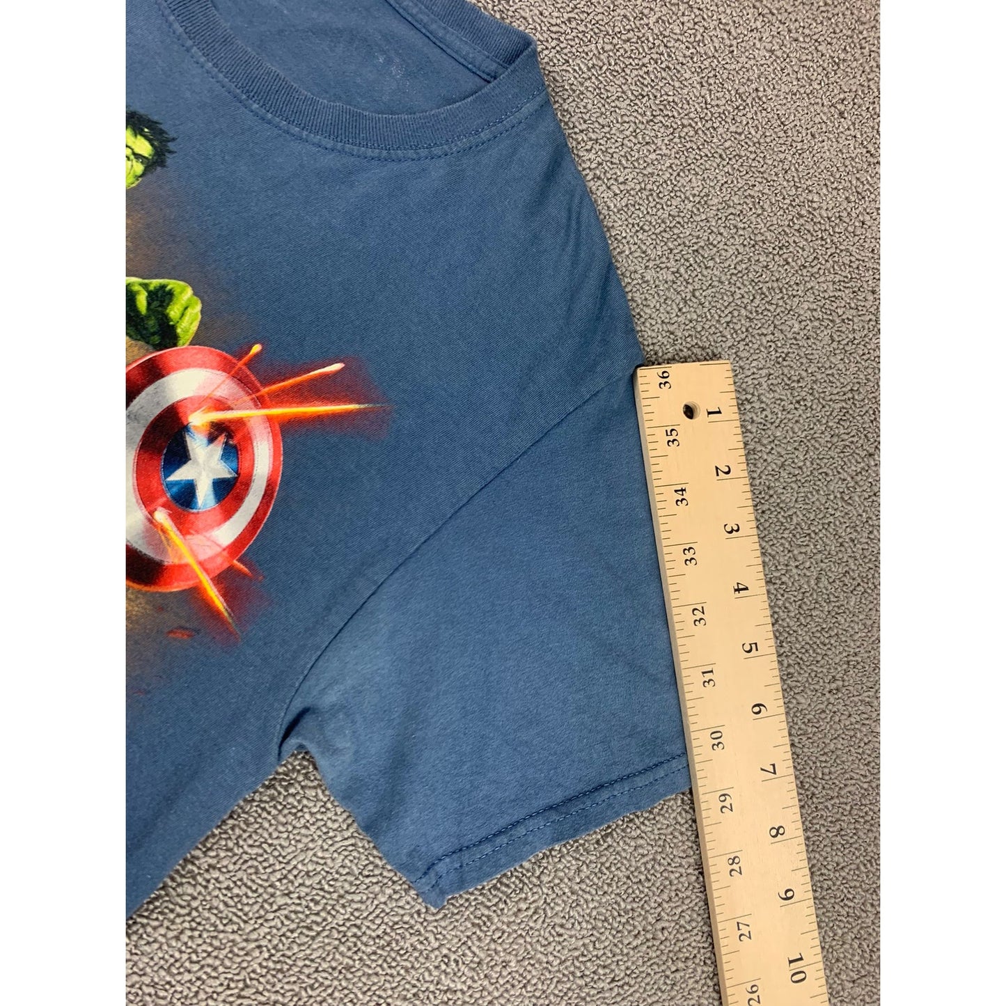 Universal Studios Women's S Blue Orlando Resorts Marvel Avengers T-Shirt
