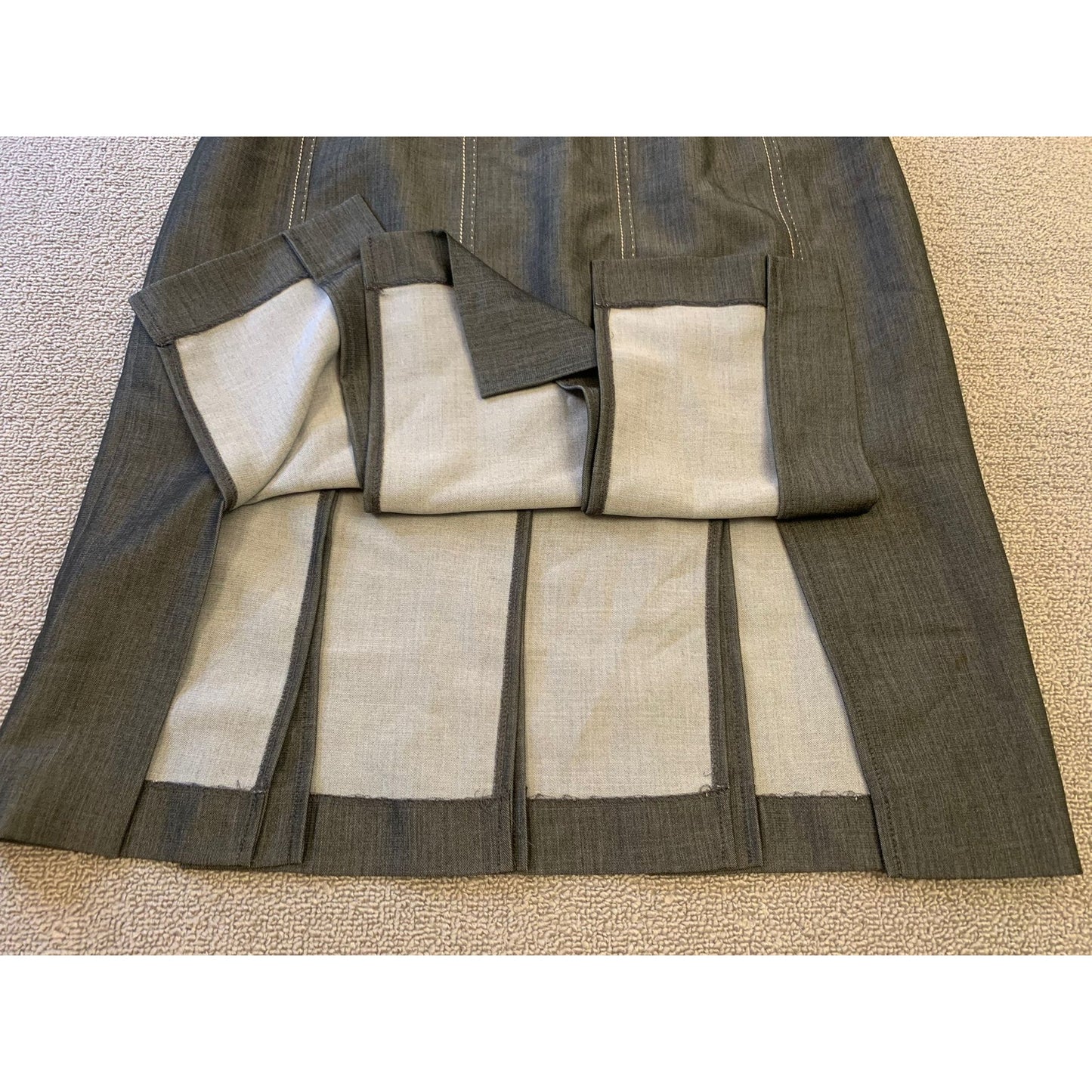 Albert Nipon Gray Pleated A-Line Skirt Women 8 White Stiching