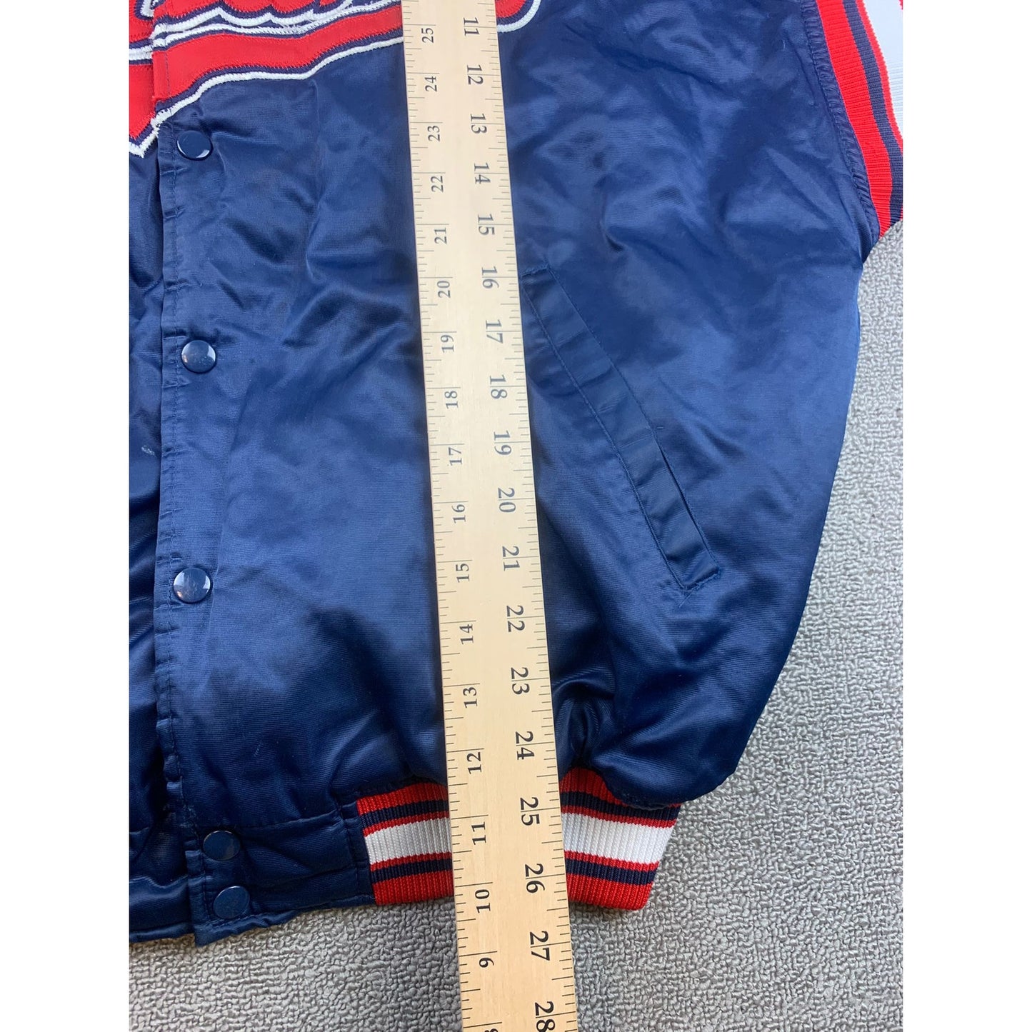 Genuine Men's Large Vintage Fit Navy Blue Red Indians Varsity Jacket Baseball