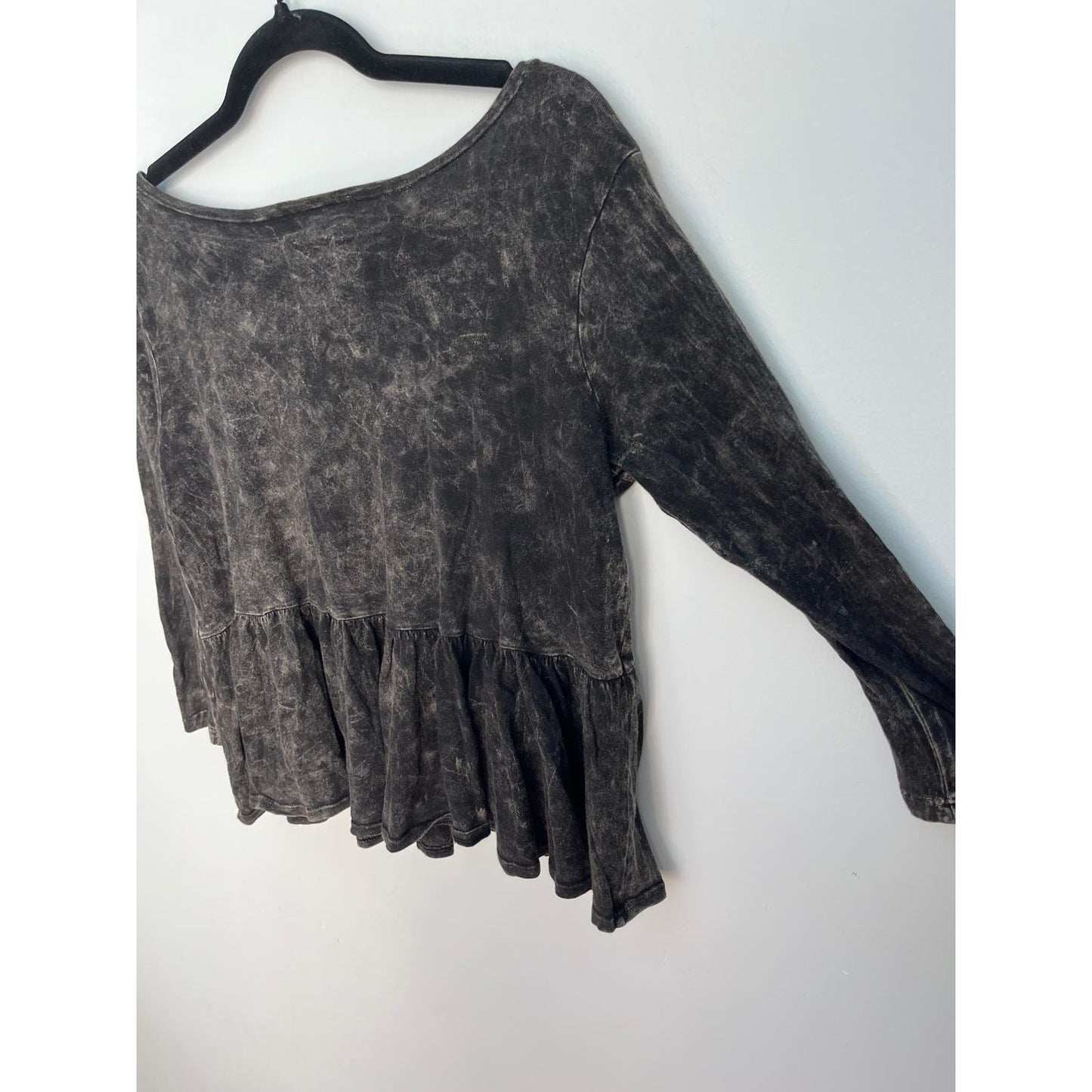 We The Free Project Social T Peplum Top Women XS Black Acid Wash Long Sleeve