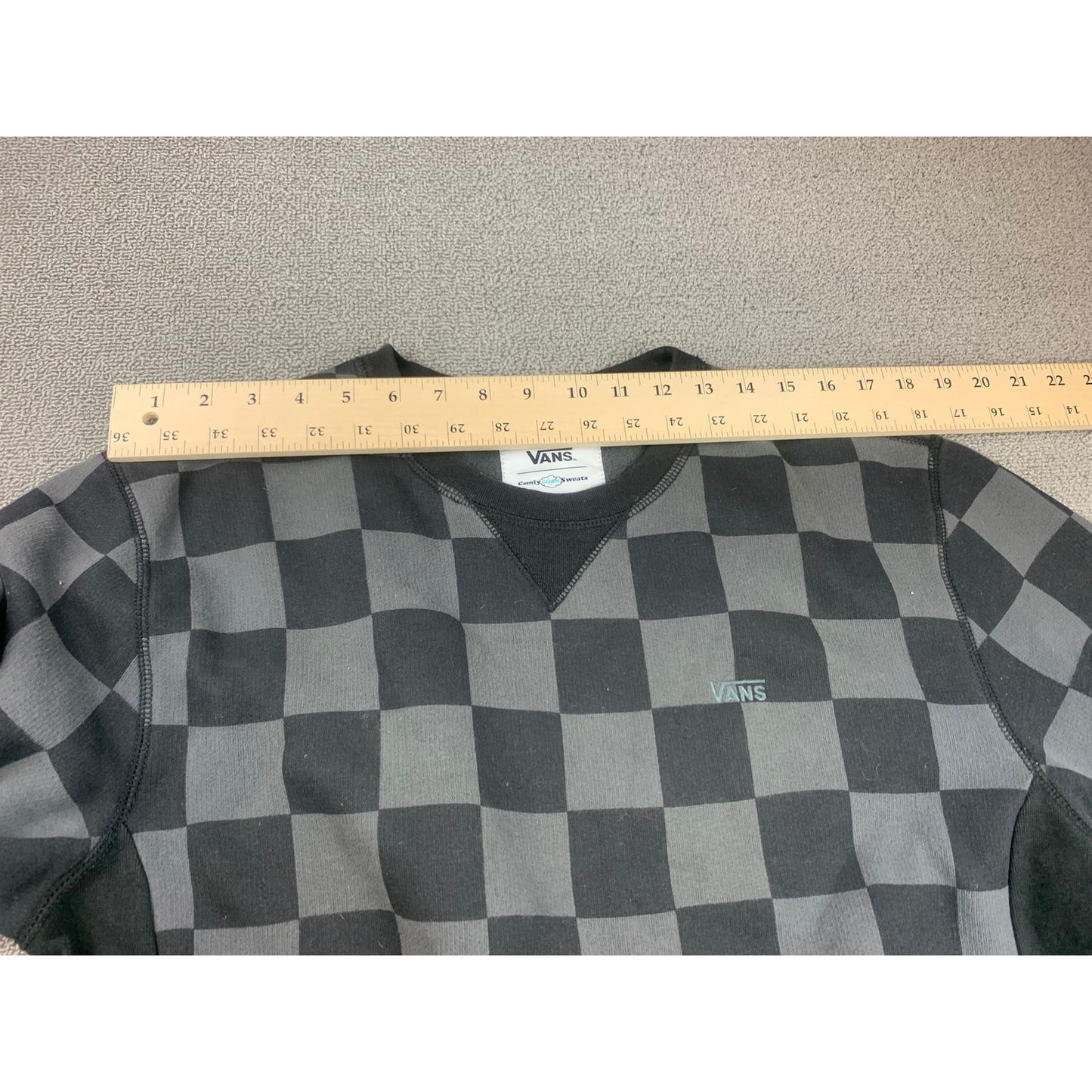 Vans Men Large Black And Gray Comfycush Checkerboard Pullover Crewneck Sweater