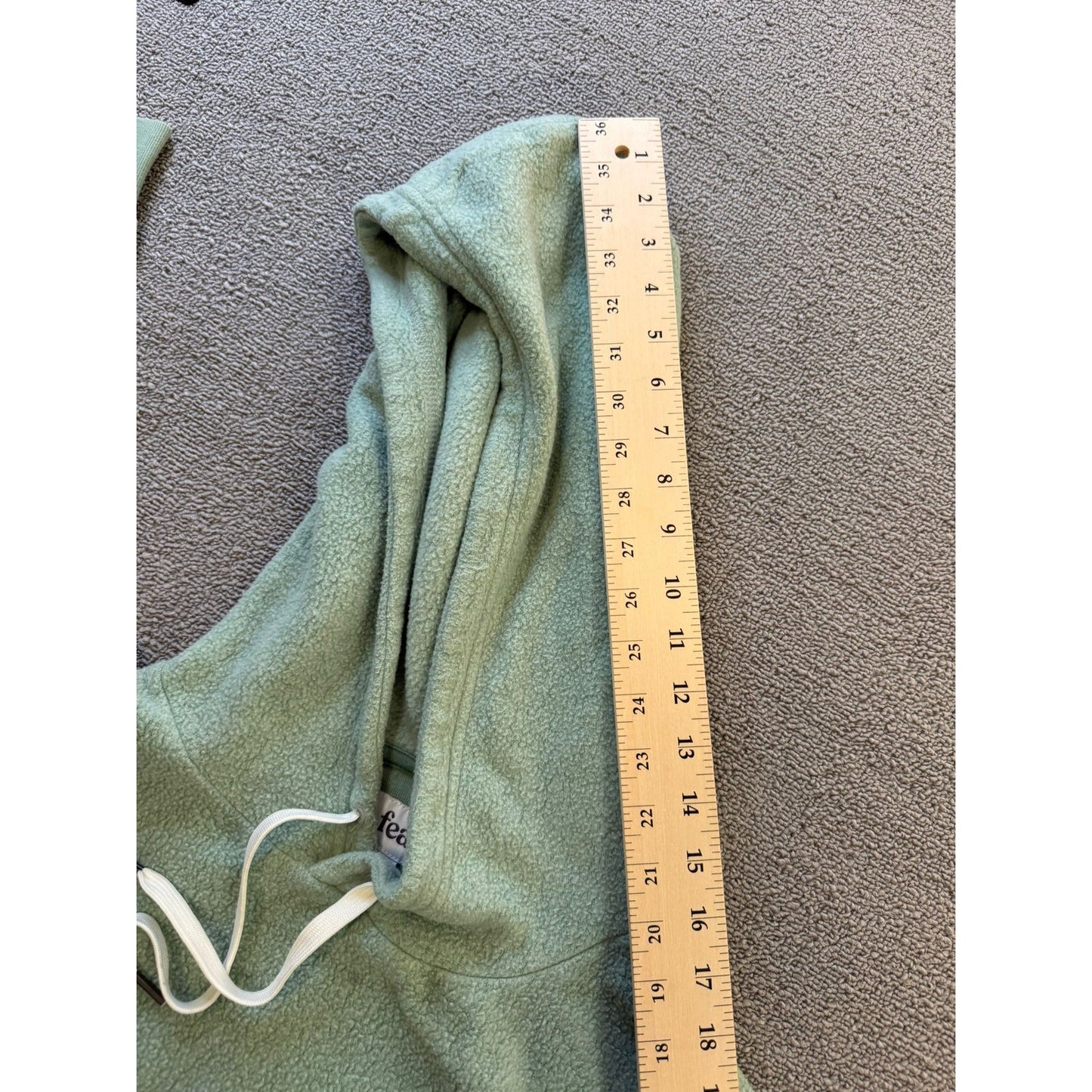 Feat Women's M Light Green Hoodie Sweatshirt Cozy & Comfort Wear