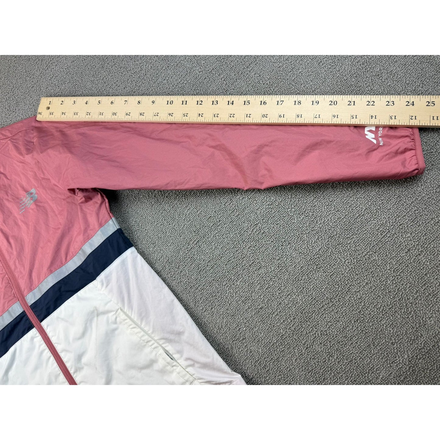 New Balance Women's Small Pink White Windbreaker NYC Marathon Running Jacket