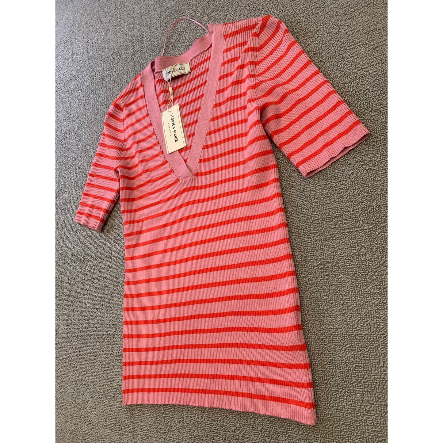Storm & Marie Women's Large Pink Red Striped Knit Blouse